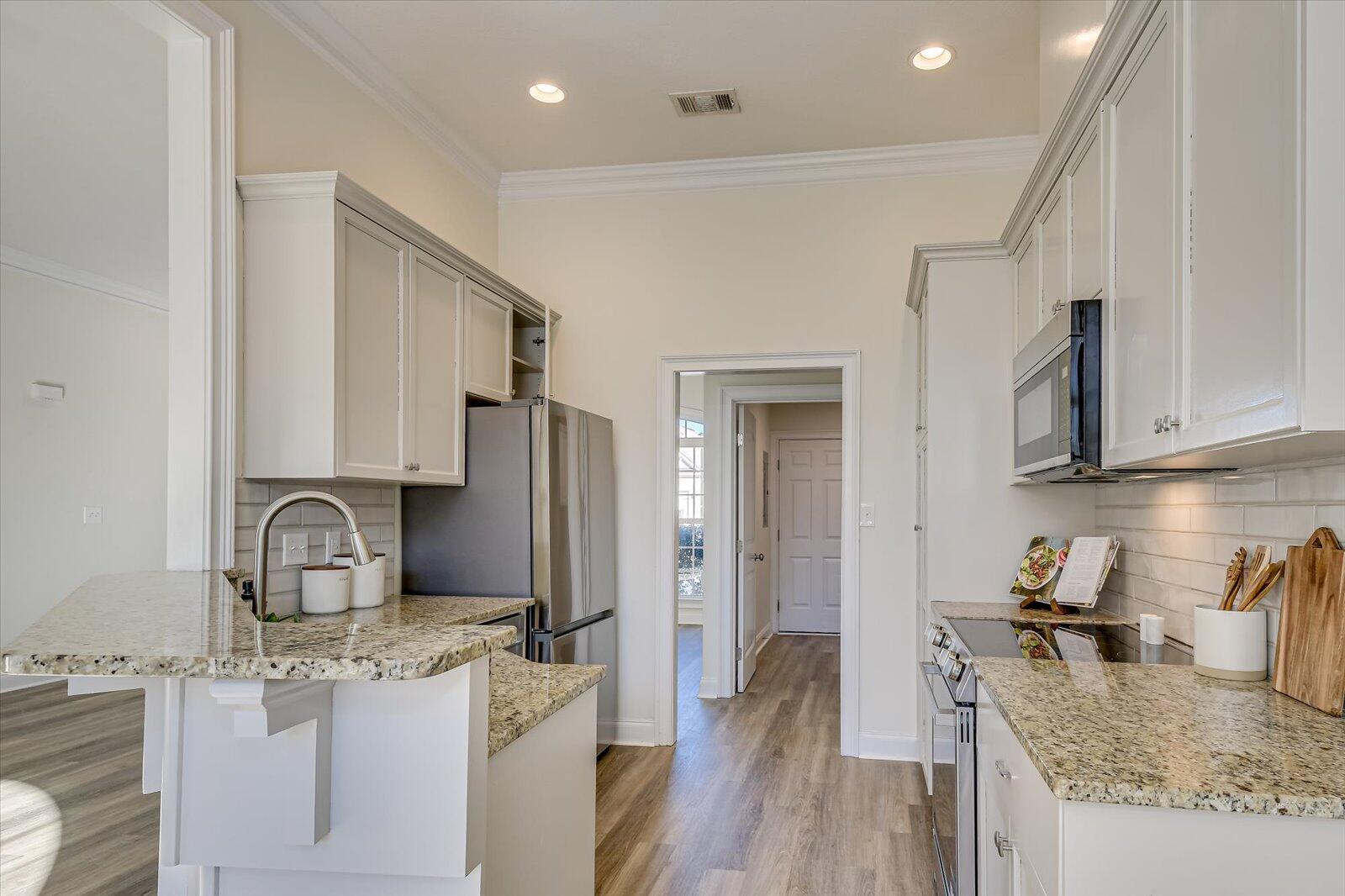 819 Paisley Lane
