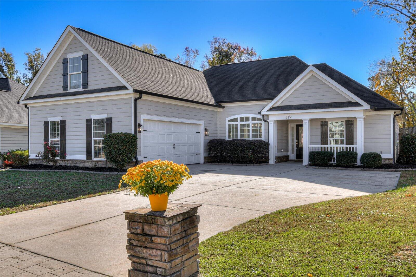 819 Paisley Lane