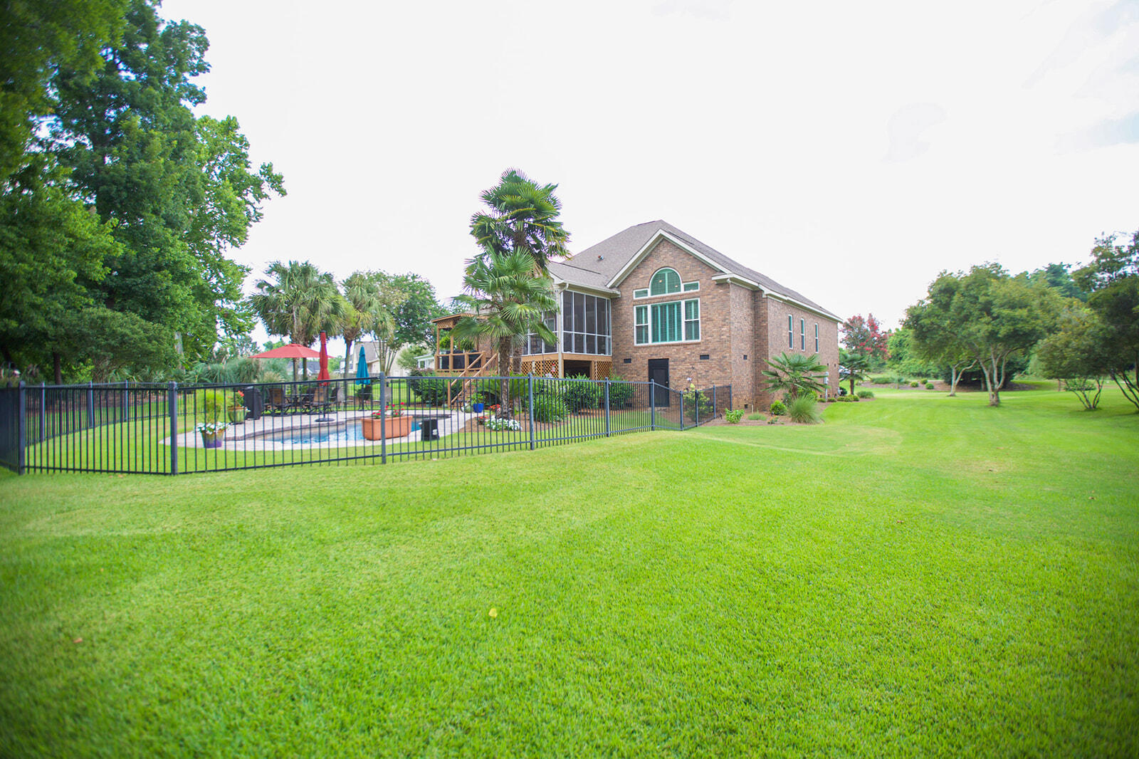 294 River North Drive