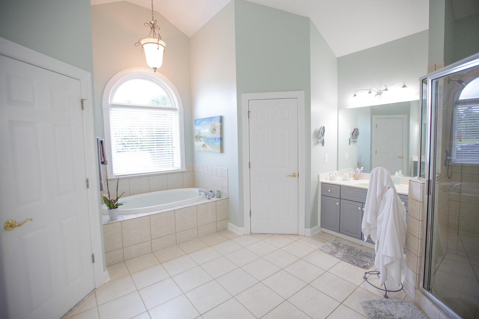 294 River North Drive