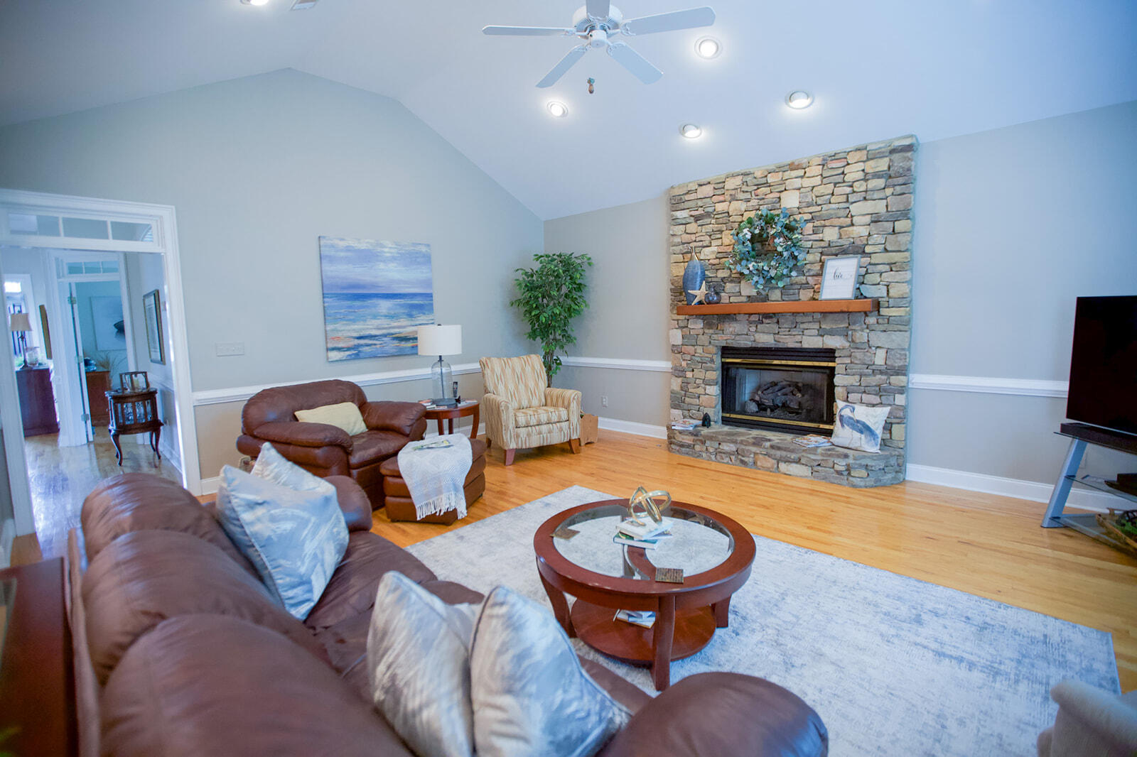294 River North Drive