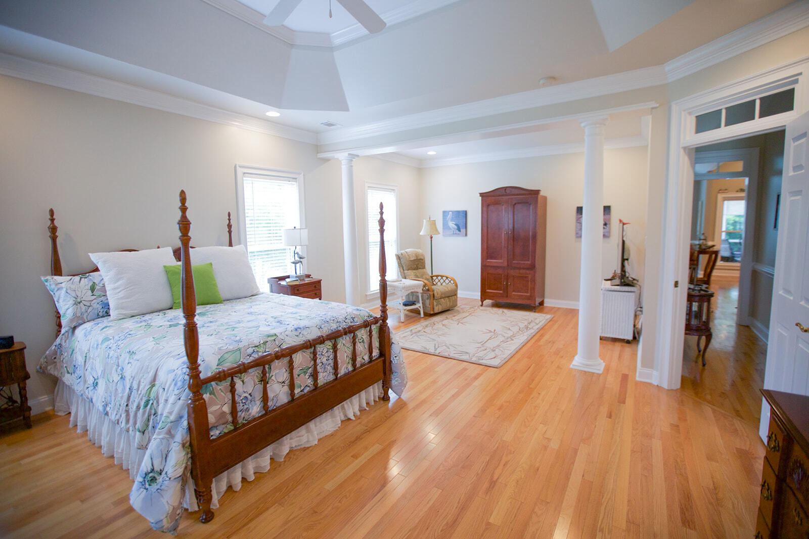 294 River North Drive