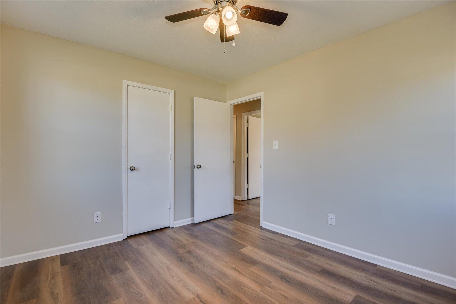 4548 Colonial Road