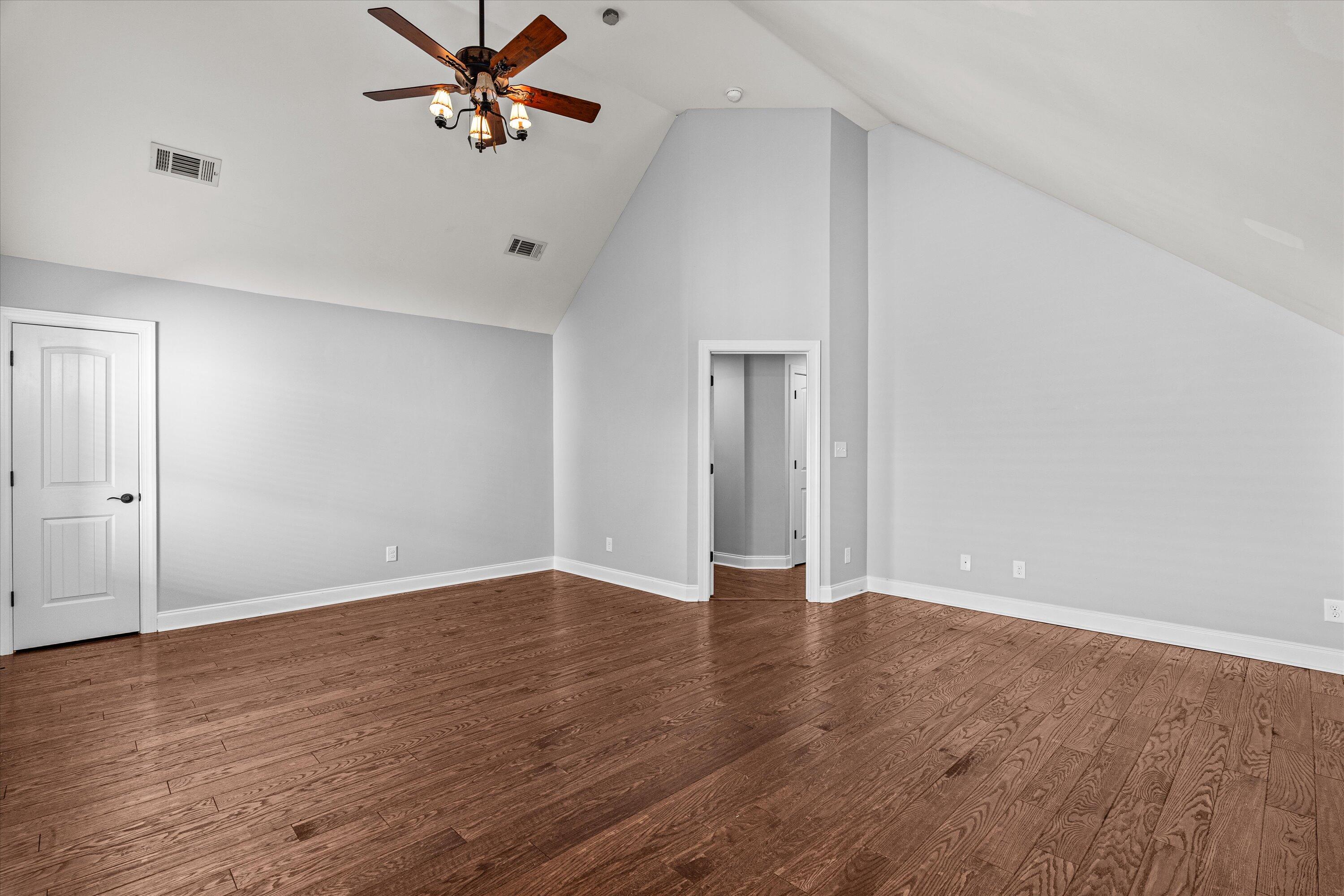 1008 Kalmia Circle