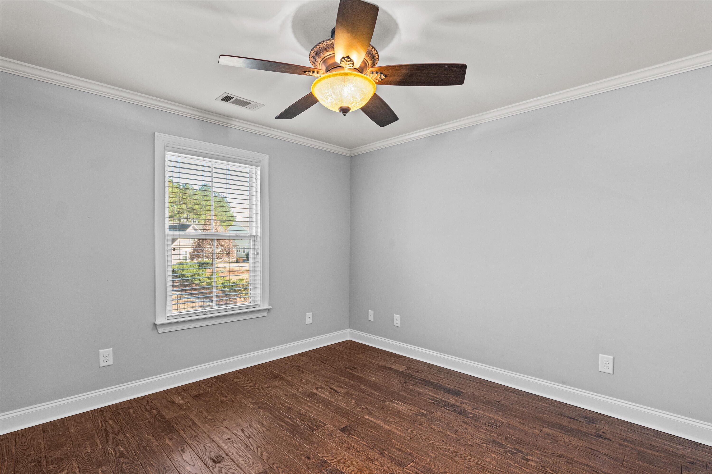 1008 Kalmia Circle