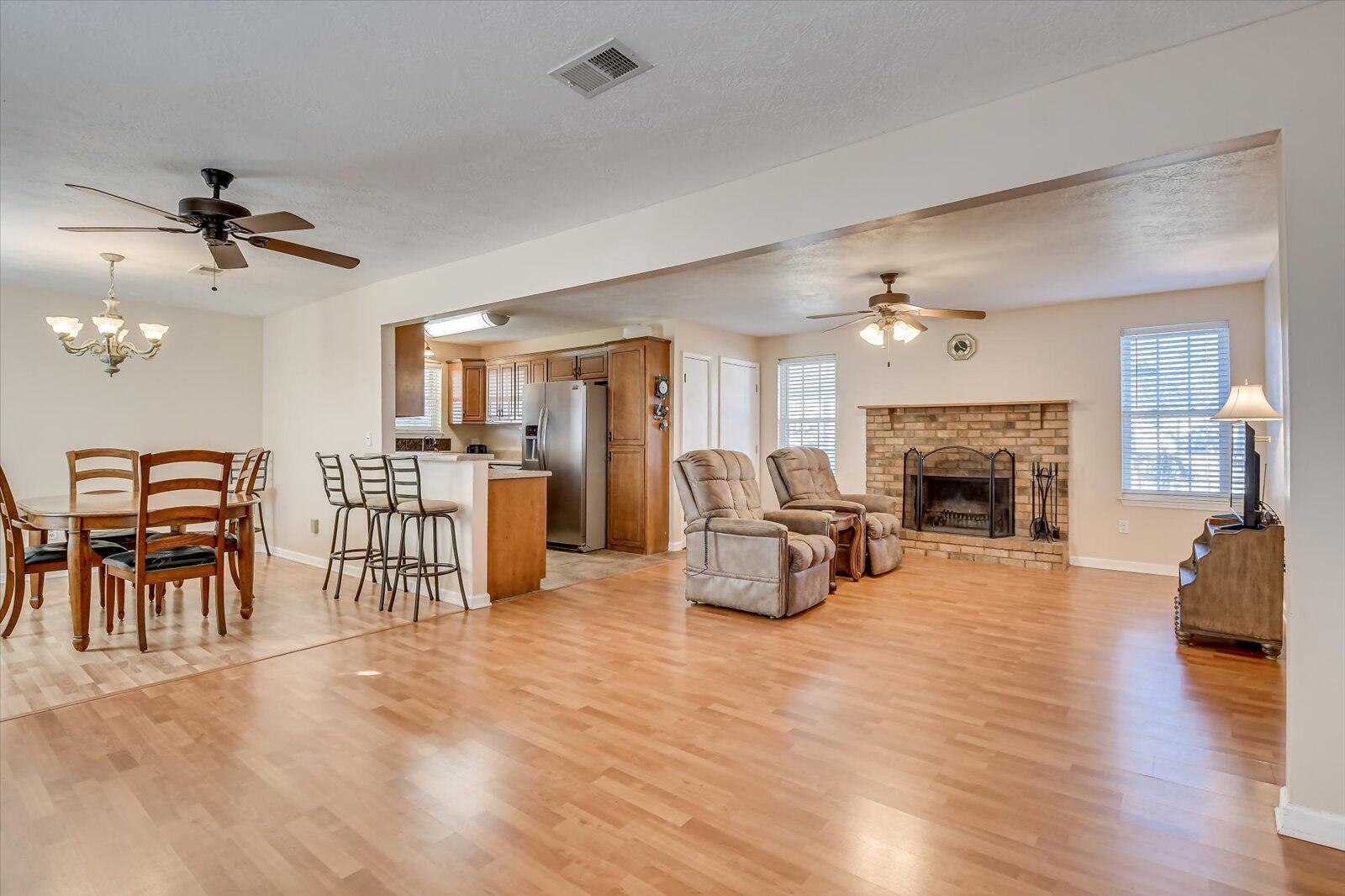 4136 Melrose Drive