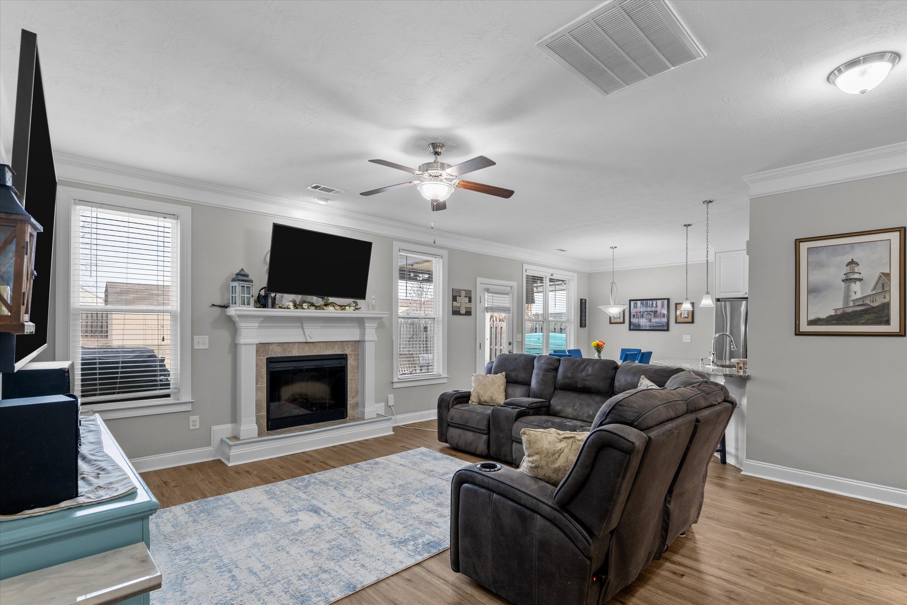 2511 Sunflower Drive