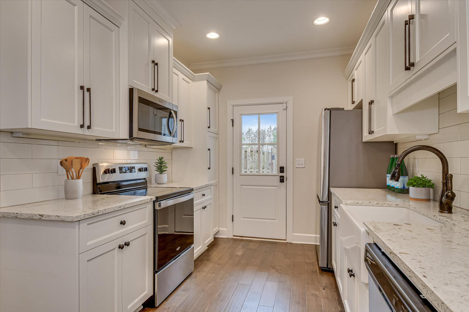 1918 Avenel Lane