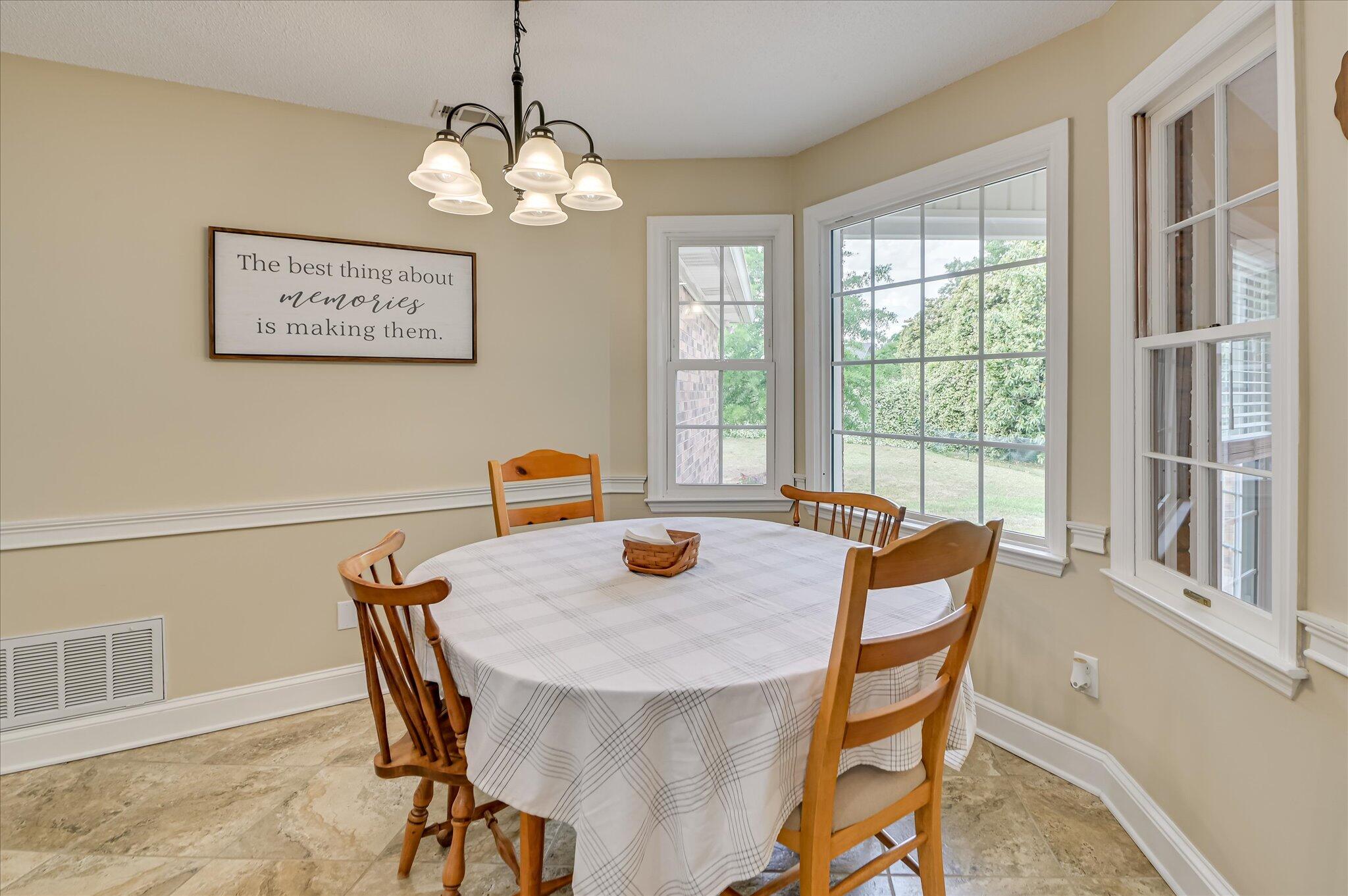 441 Vaughn Road
