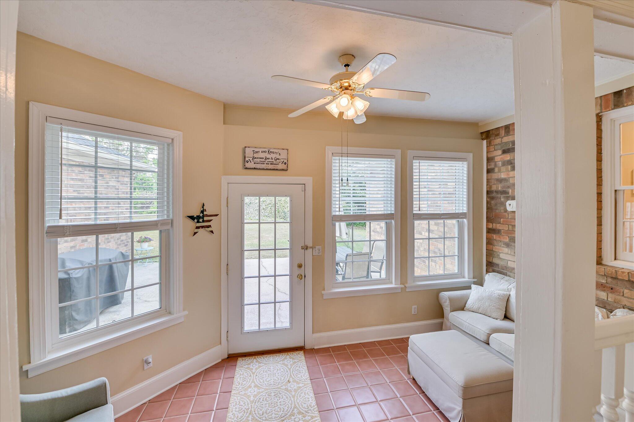 441 Vaughn Road