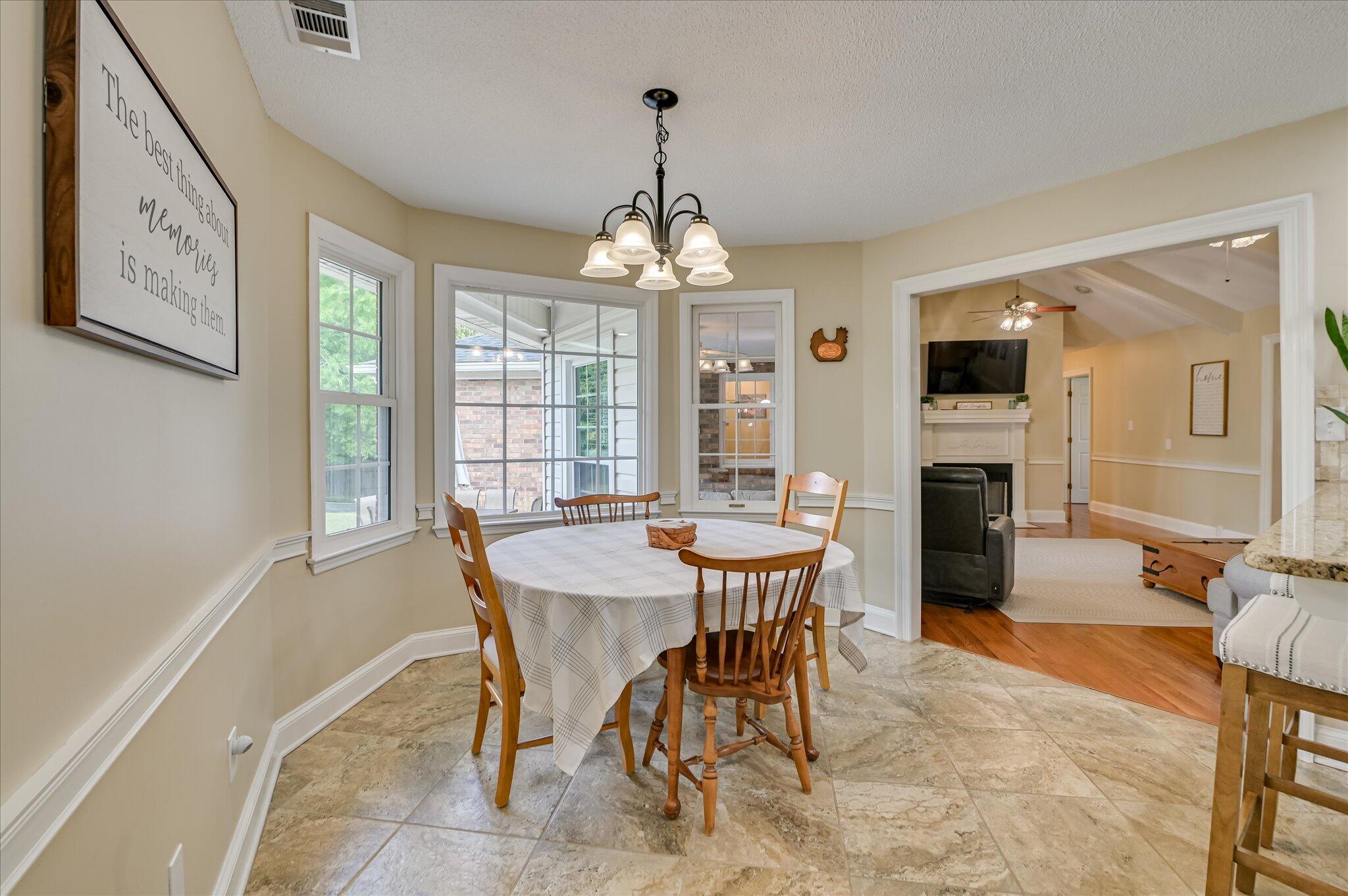 441 Vaughn Road
