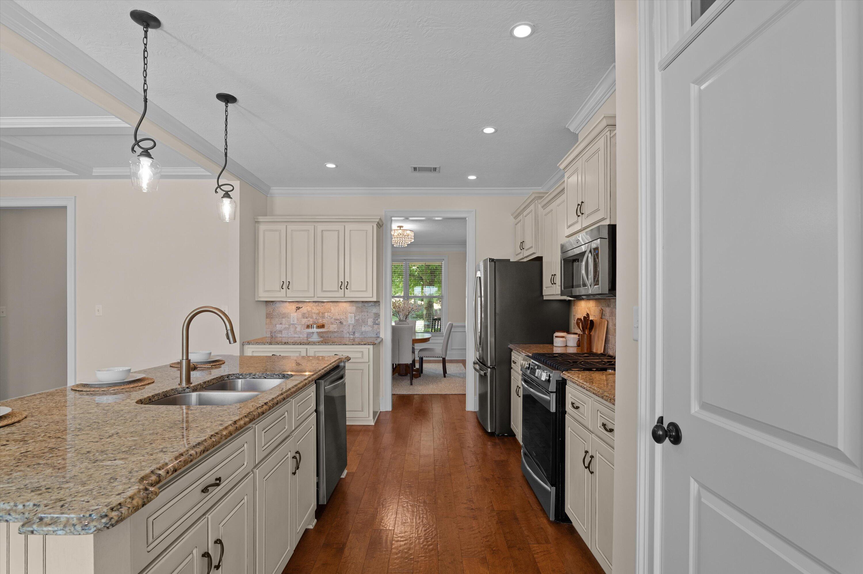 204 Sunbury Drive