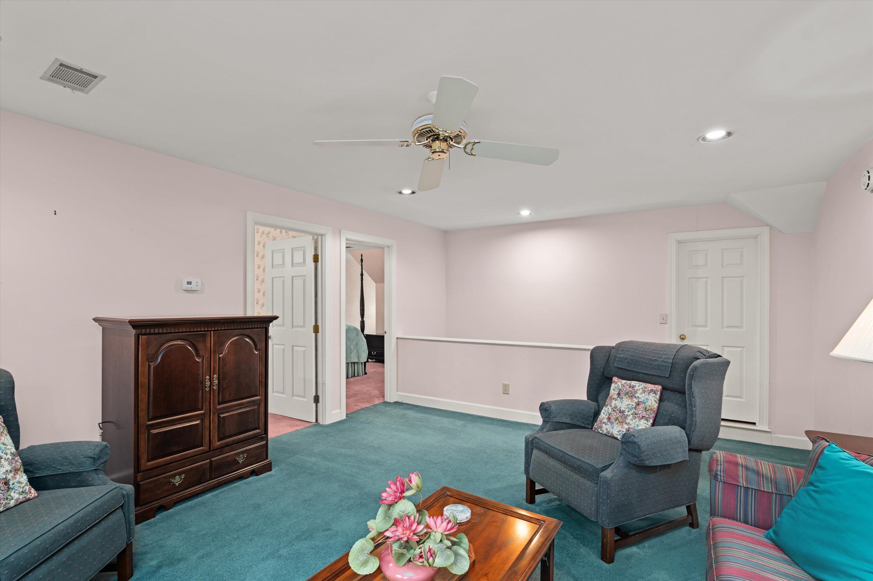 714 Jones Creek