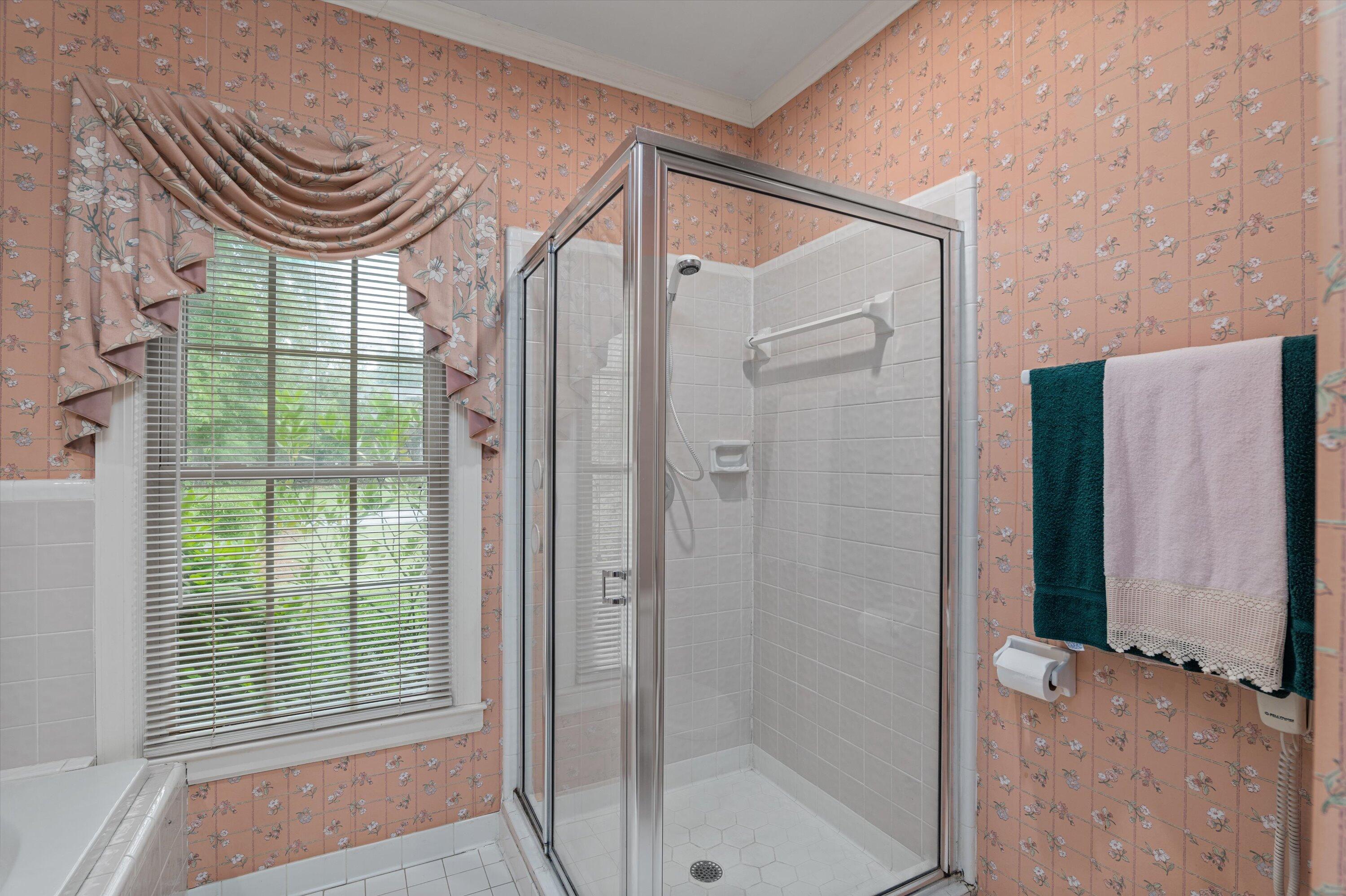 714 Jones Creek