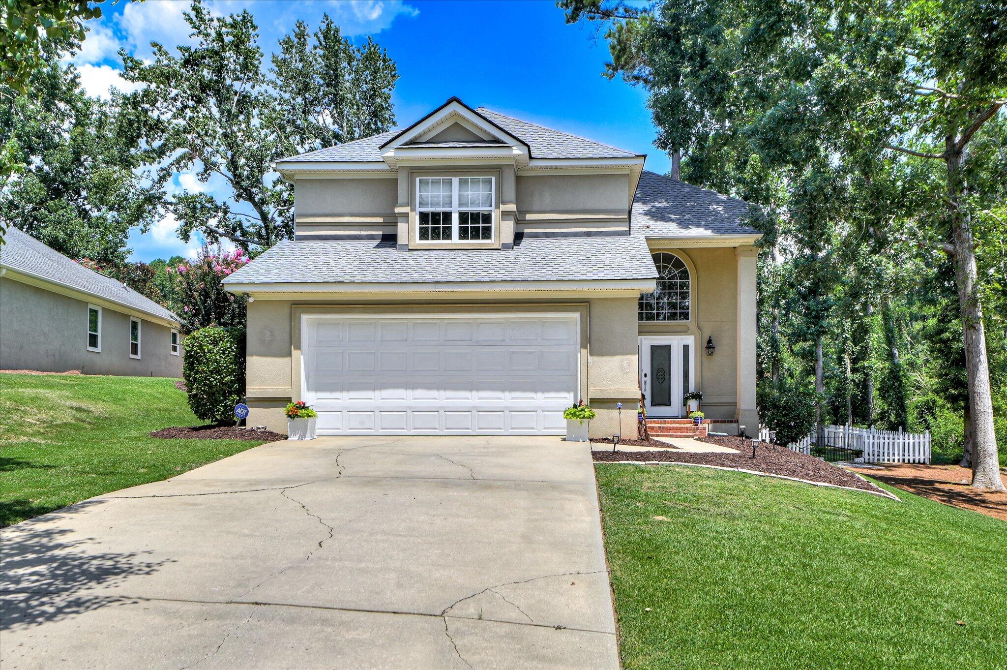 528 Oak Brook Drive