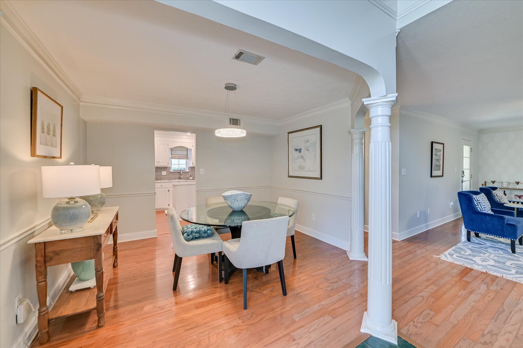528 Oak Brook Drive