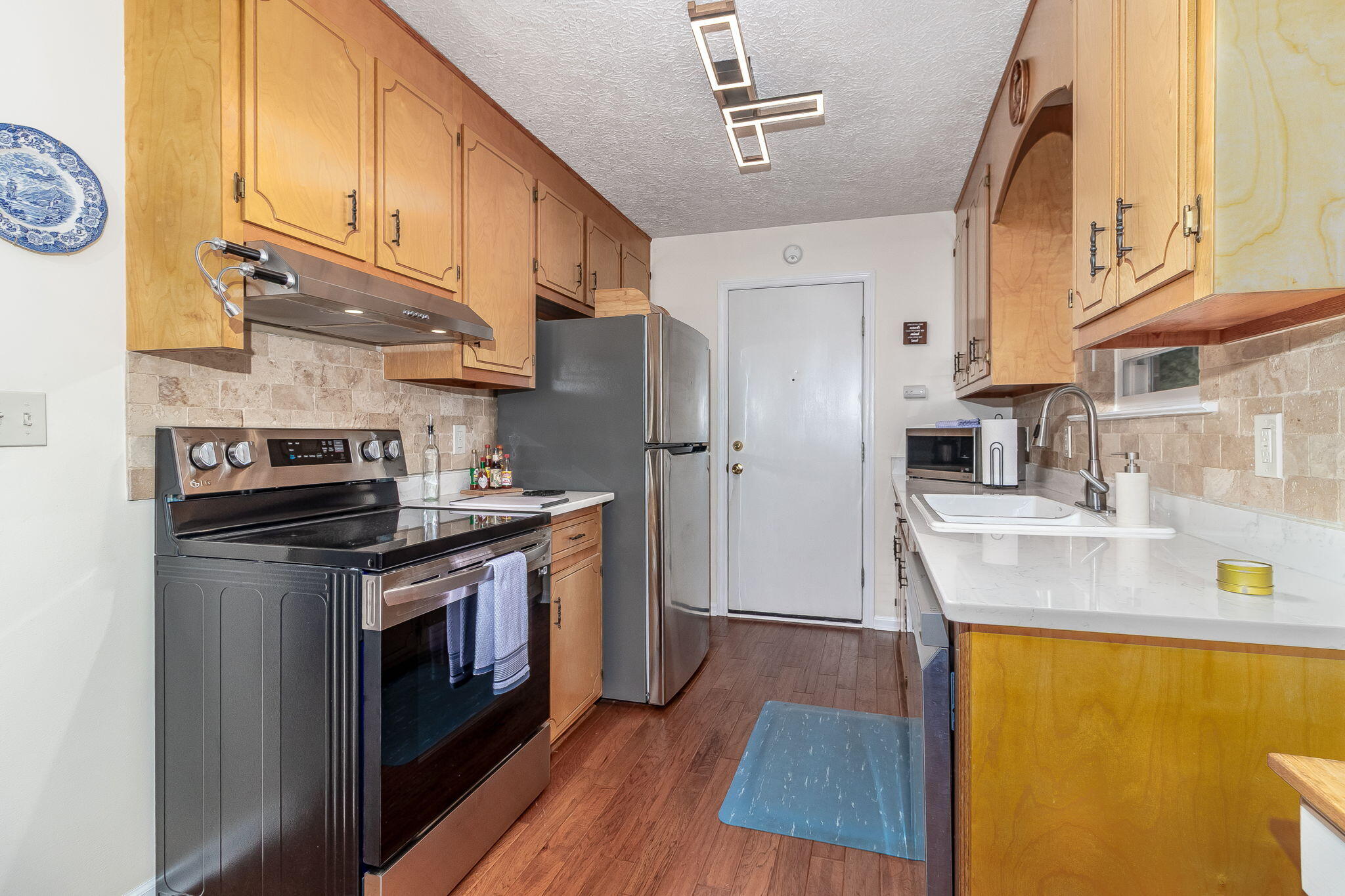 125 Mcgahee Ave