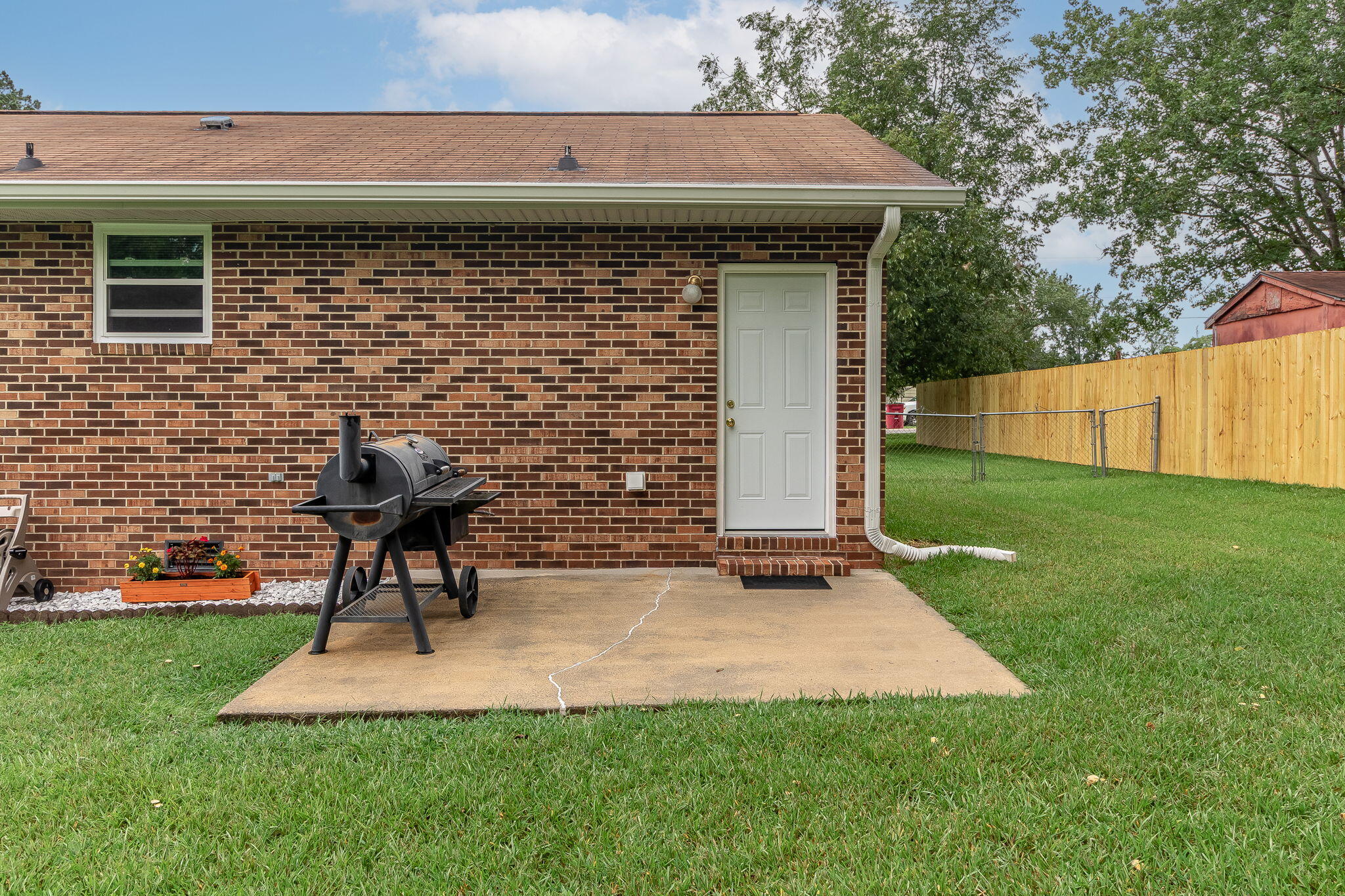 125 Mcgahee Ave