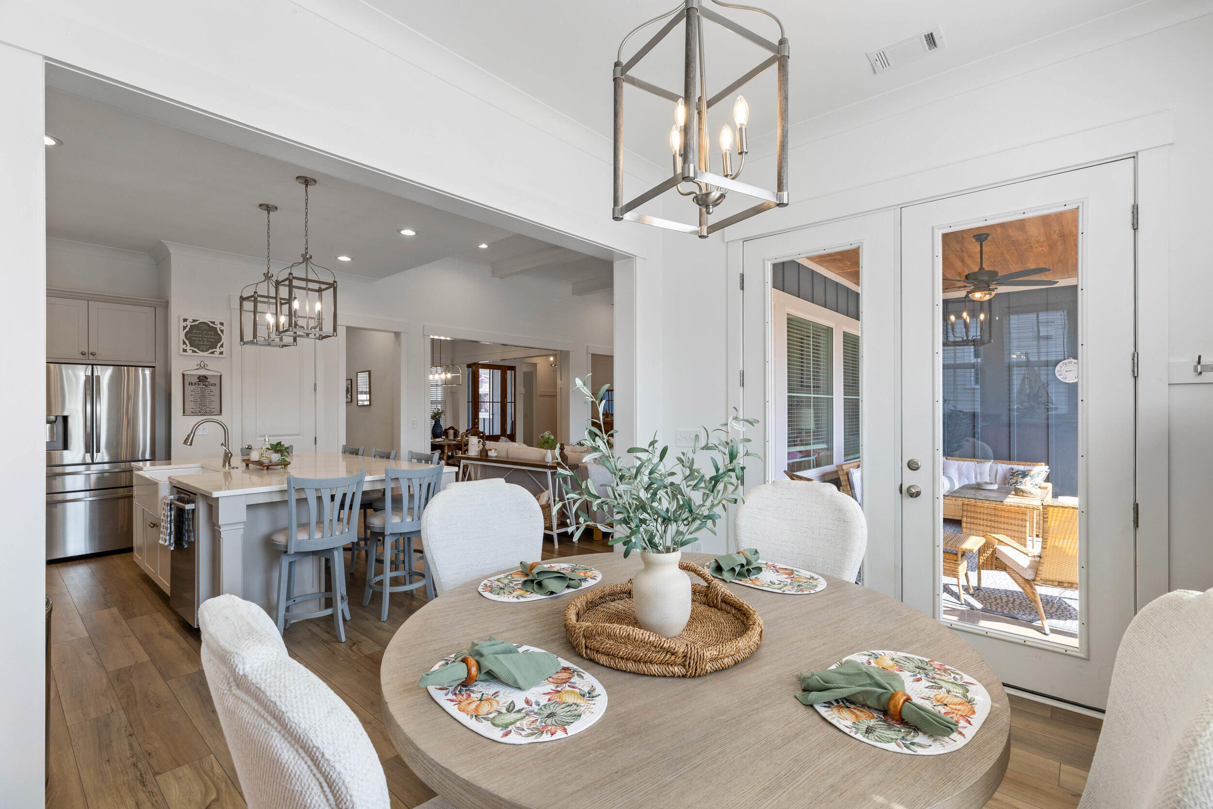 3024 Rosewood Drive