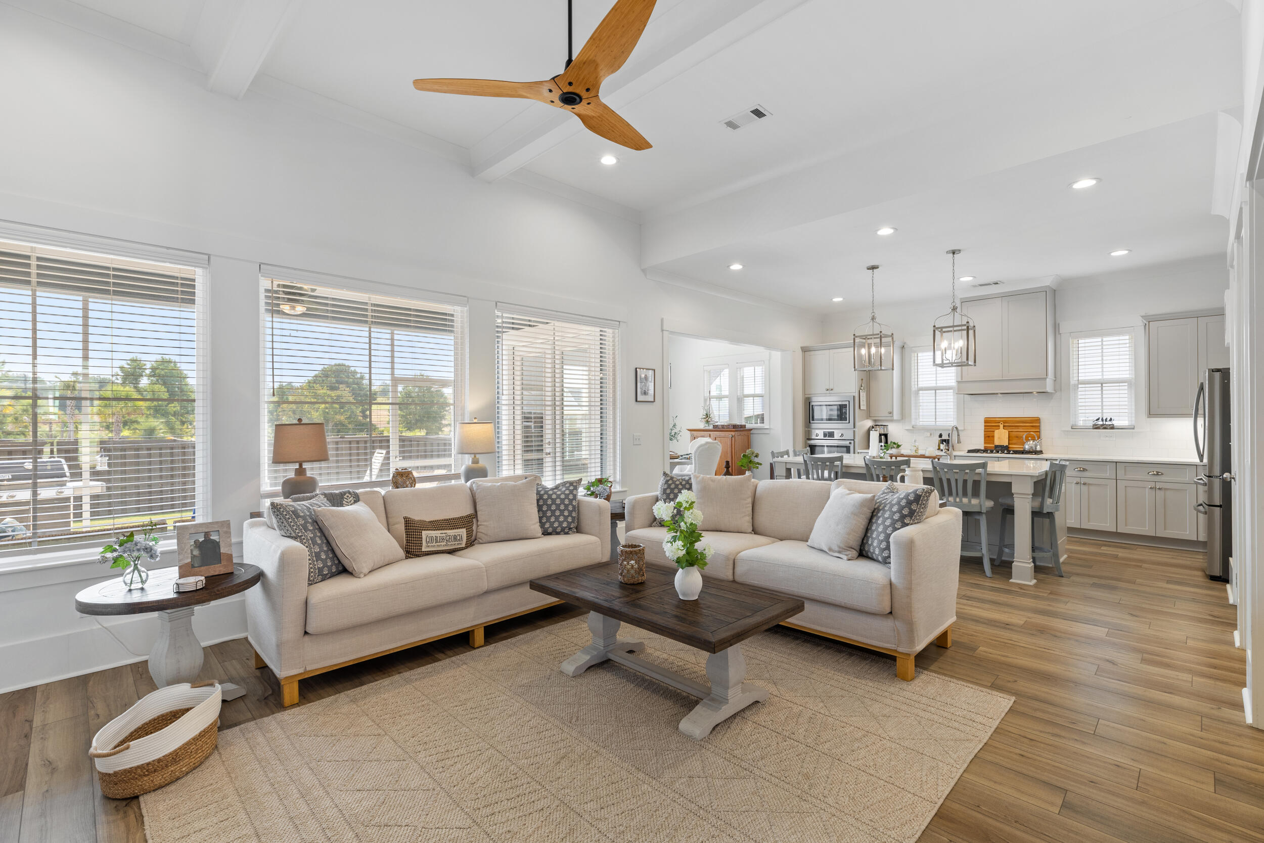 3024 Rosewood Drive