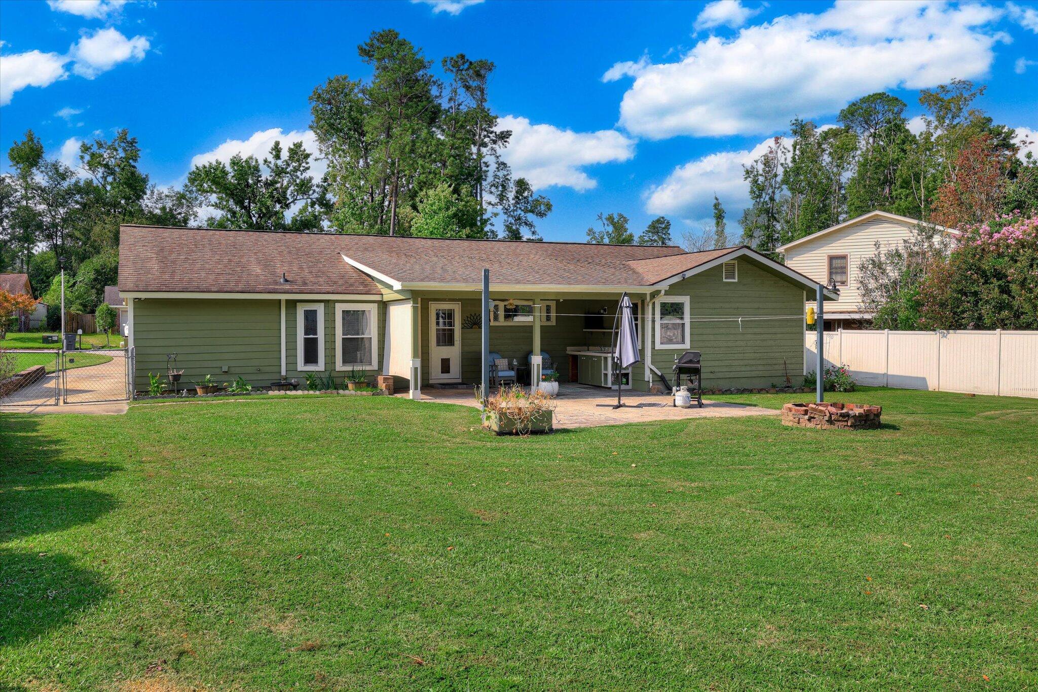 4085 Flintrock Way