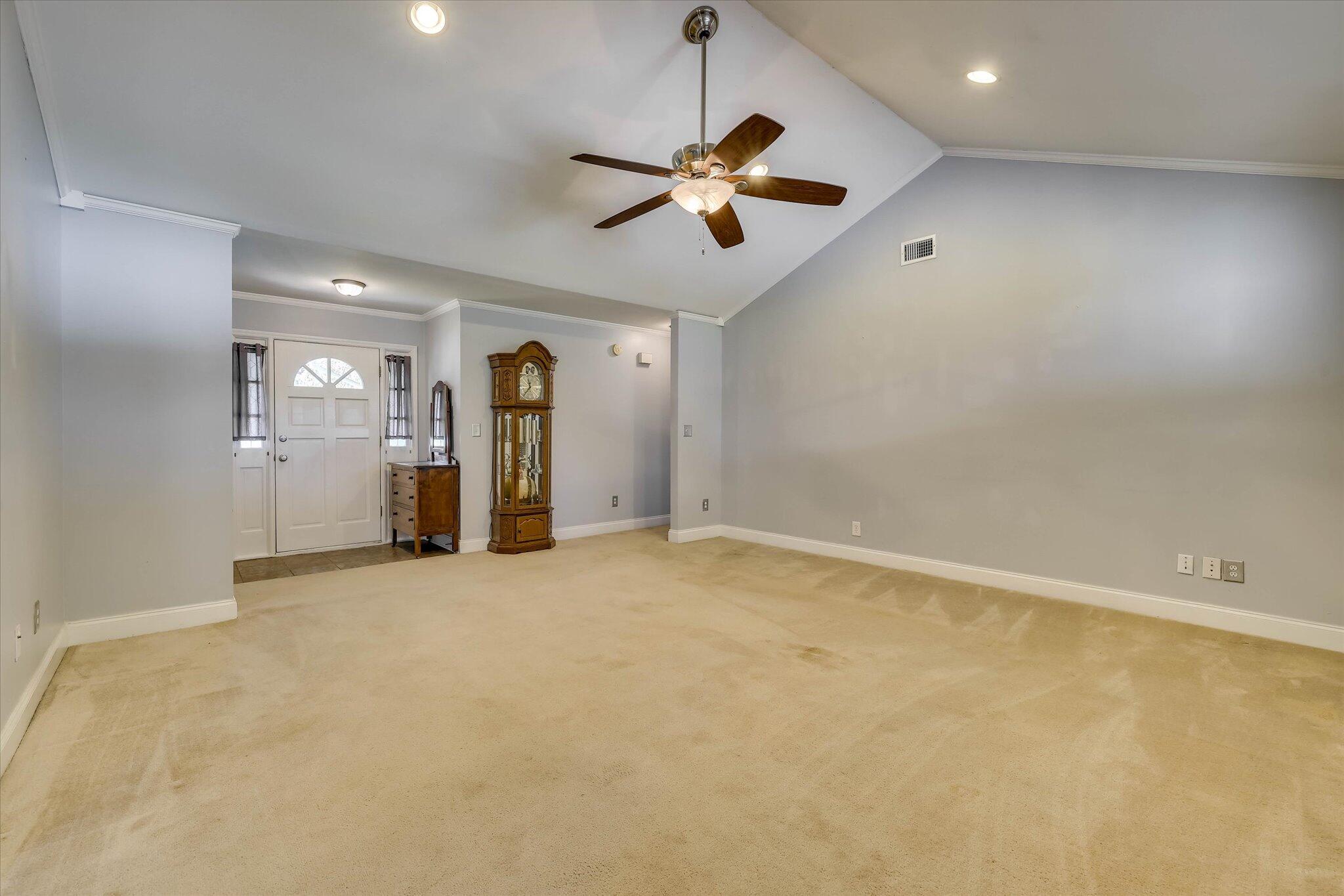 4085 Flintrock Way