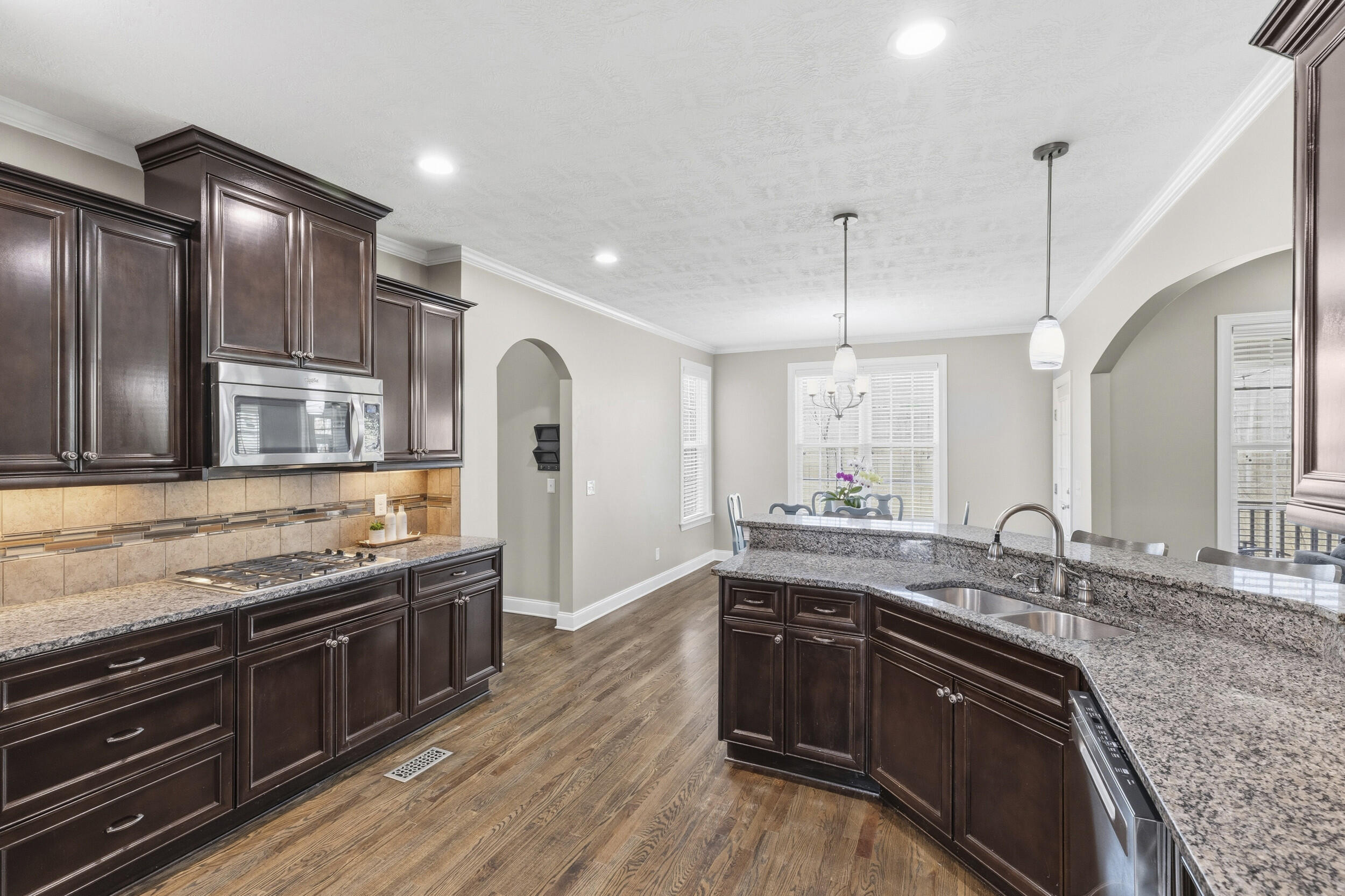 2551 Ravenna Lane
