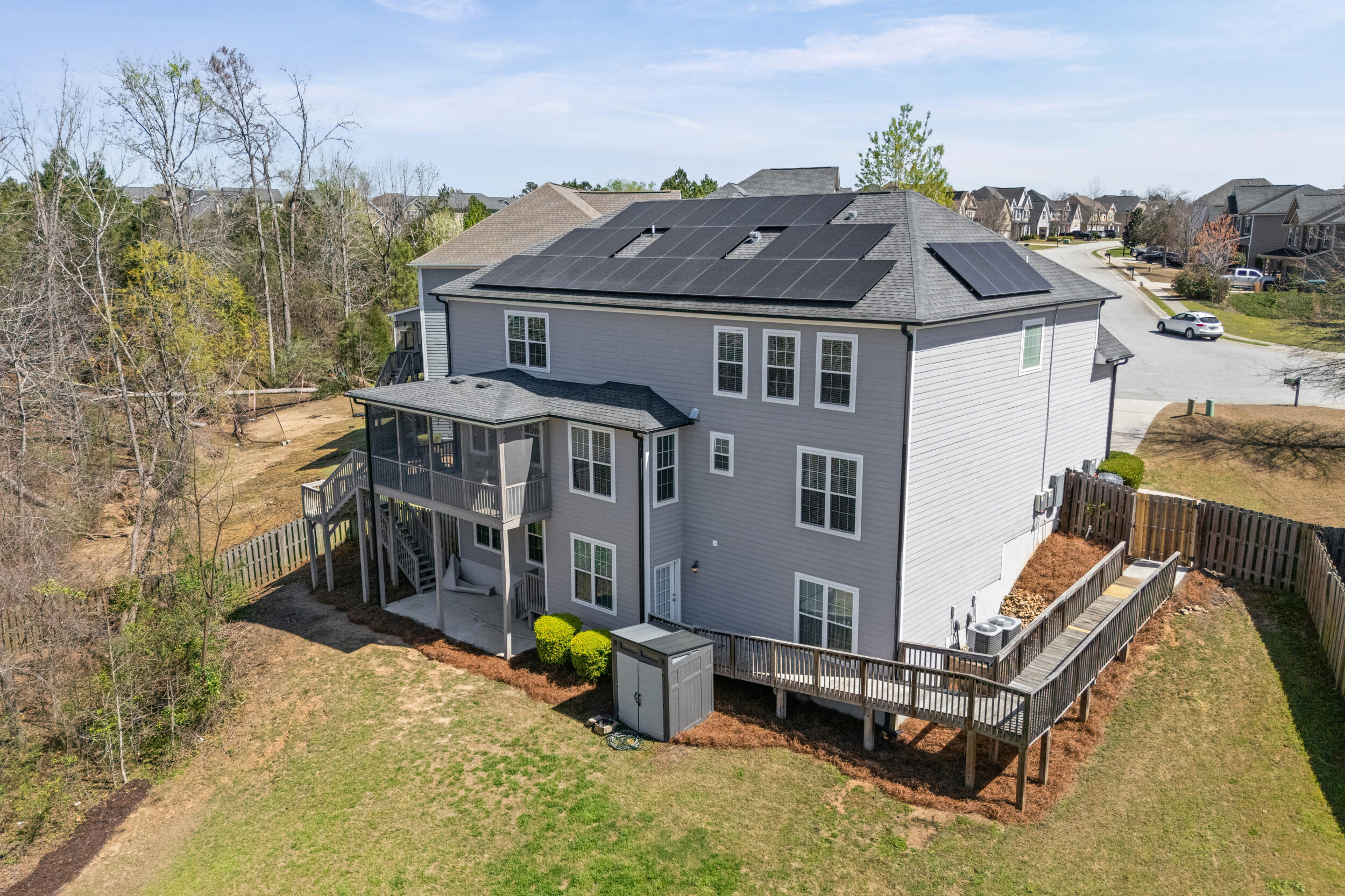 2551 Ravenna Lane