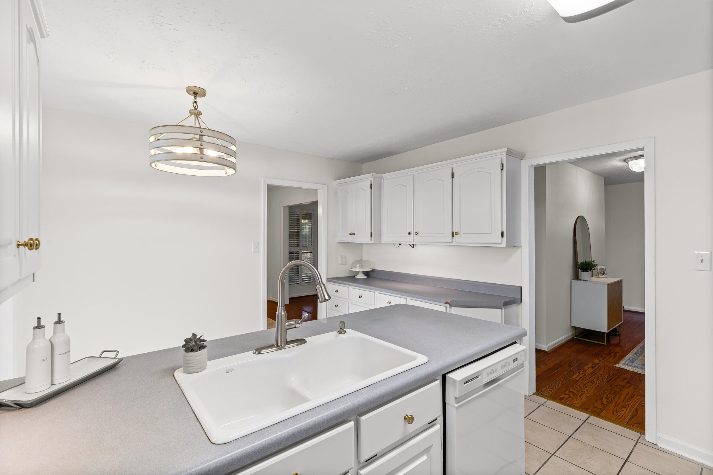 3332 Starling Drive