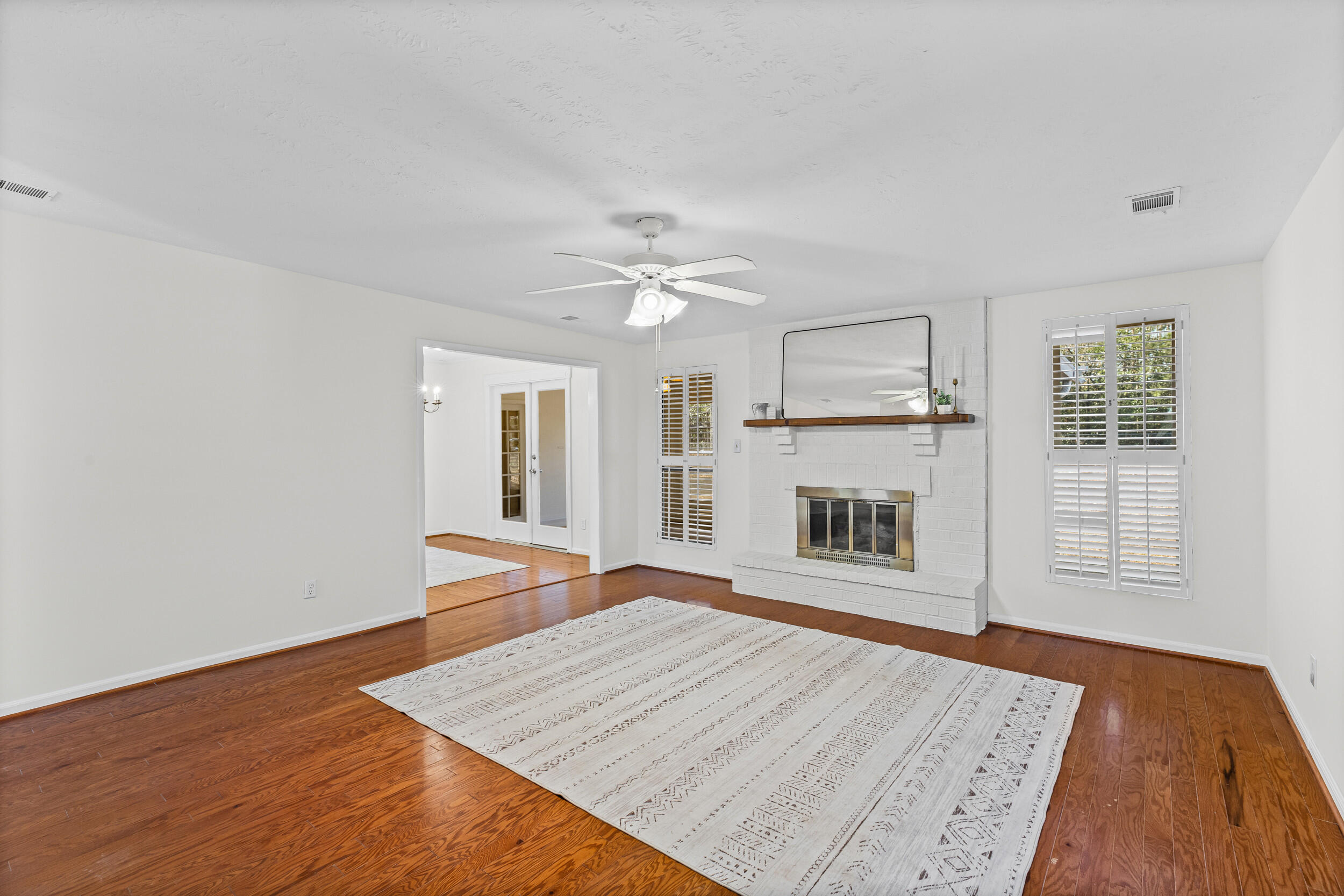 3332 Starling Drive