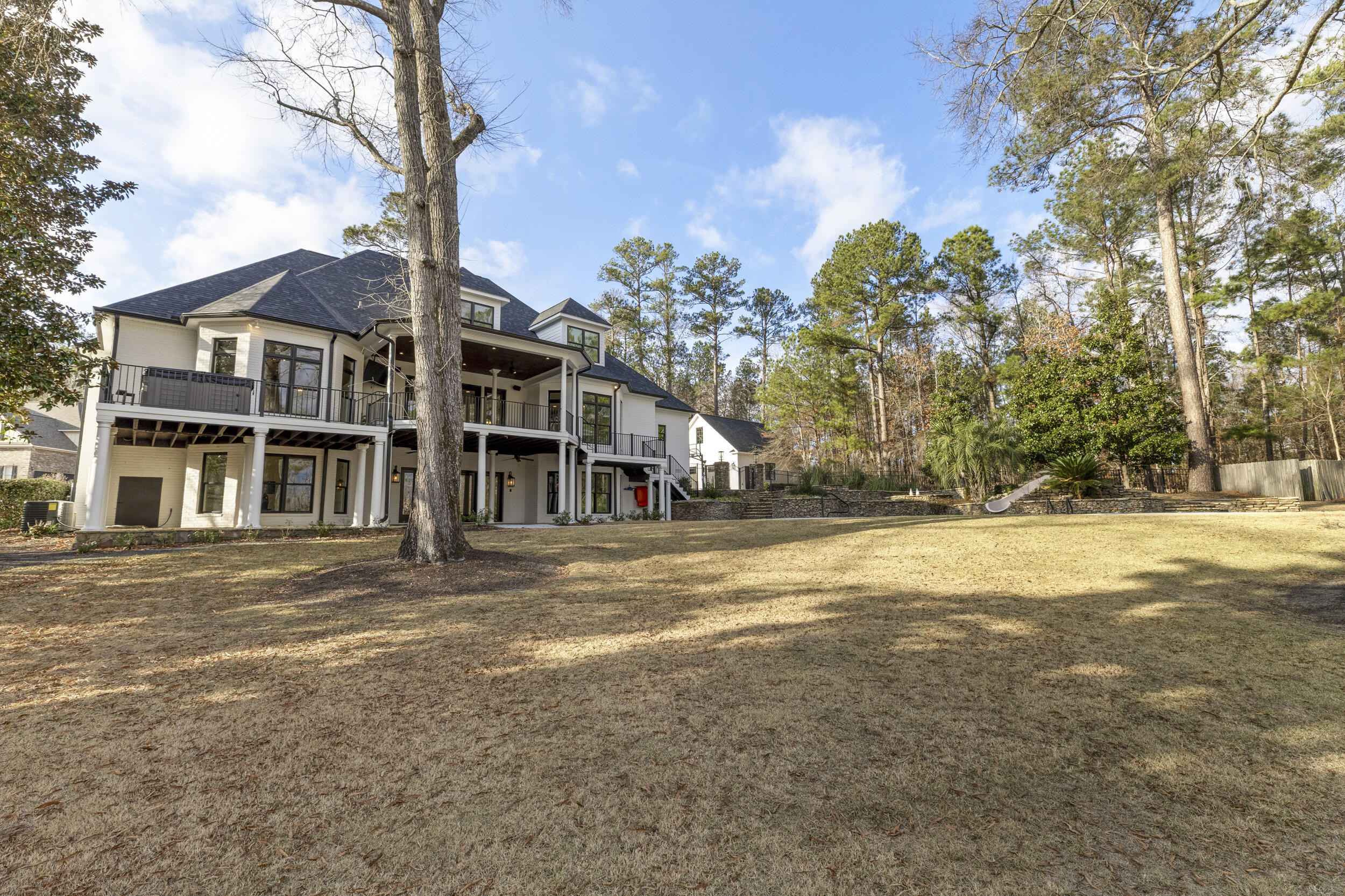 462 Armstrong Way