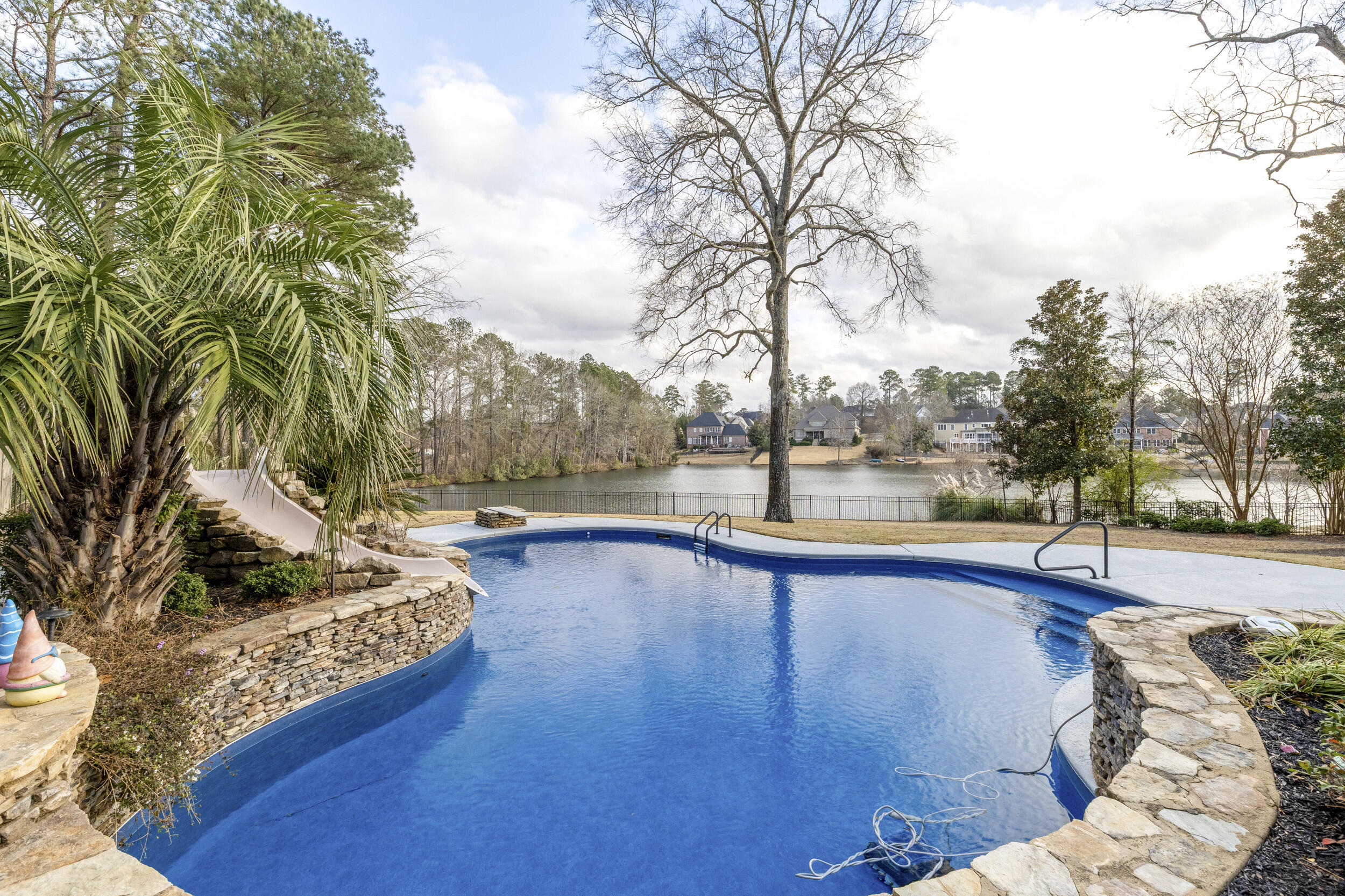 462 Armstrong Way