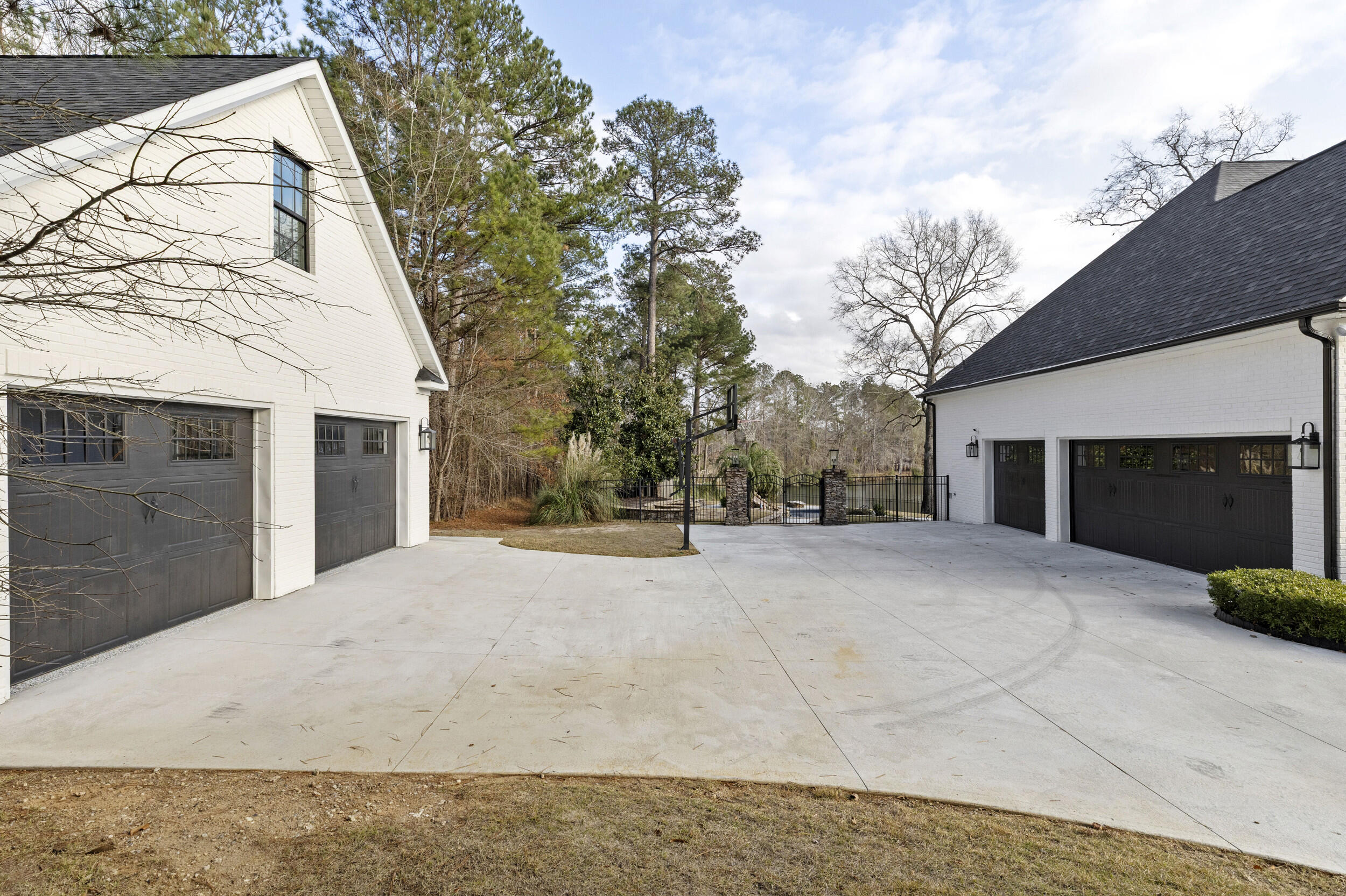 462 Armstrong Way