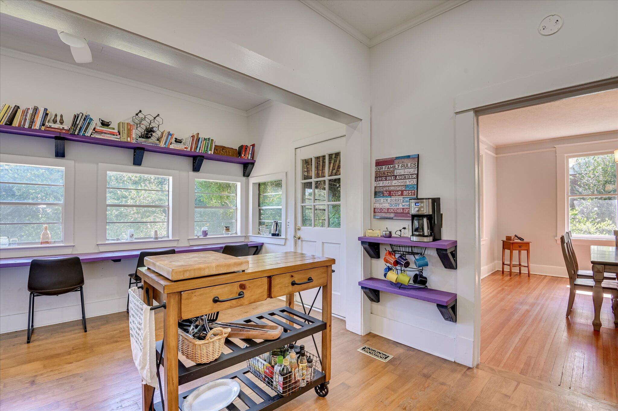 1220 Hickman Road