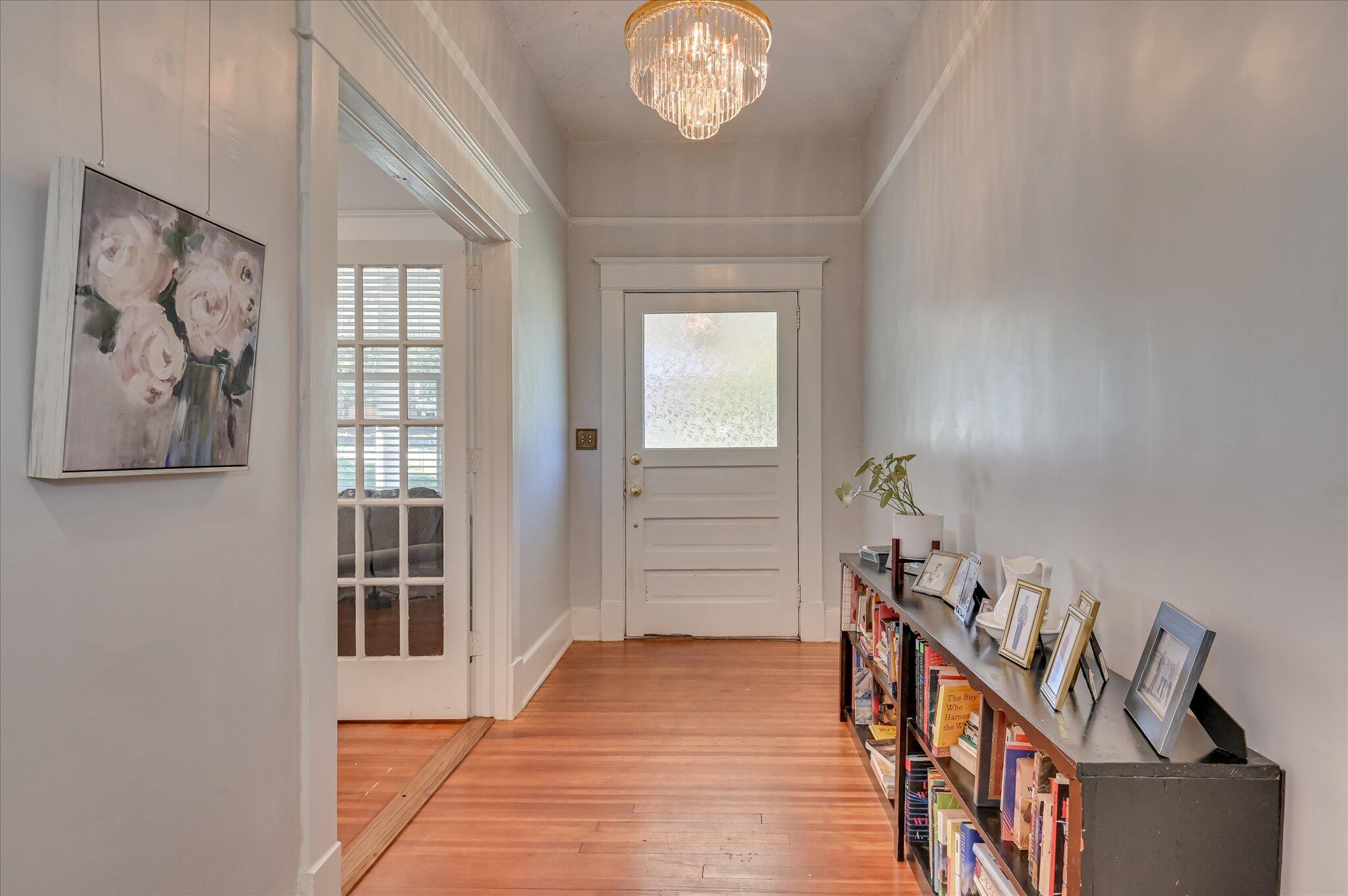 1220 Hickman Road