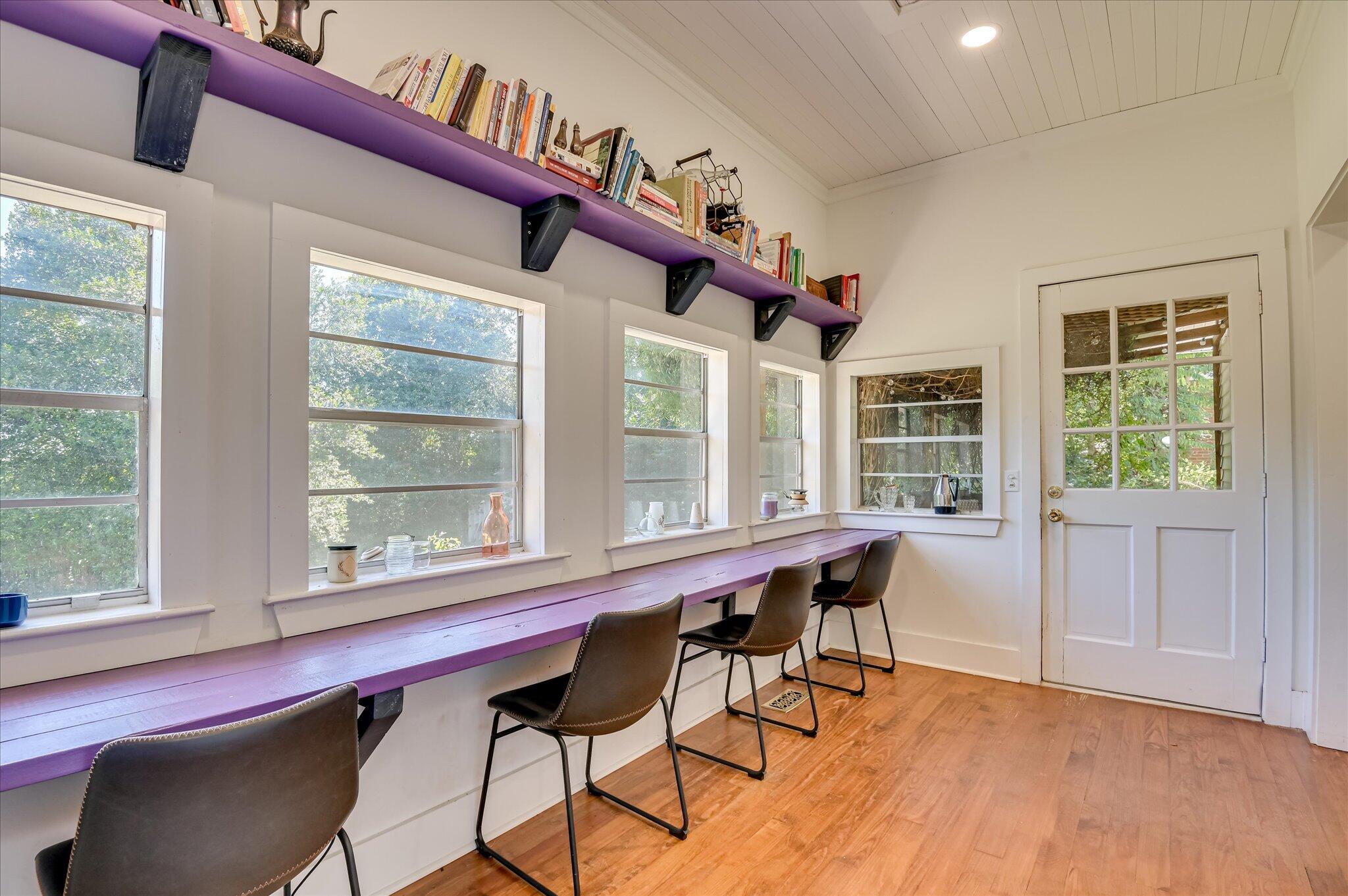 1220 Hickman Road