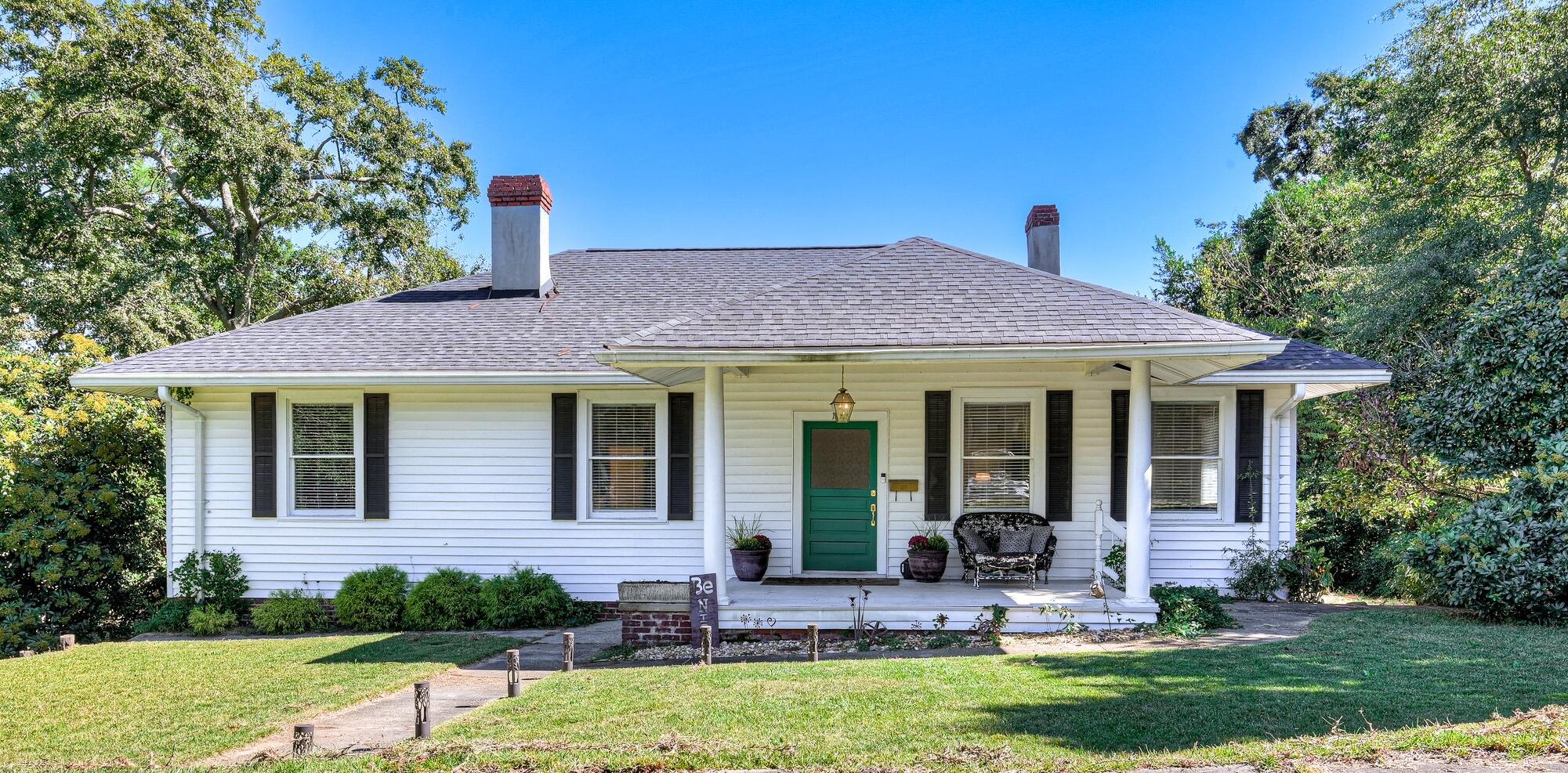 1220 Hickman Road