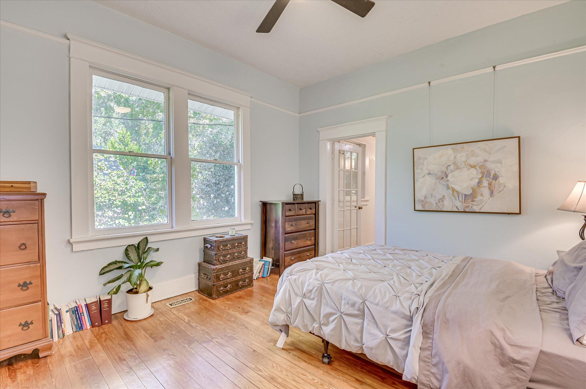 1220 Hickman Road