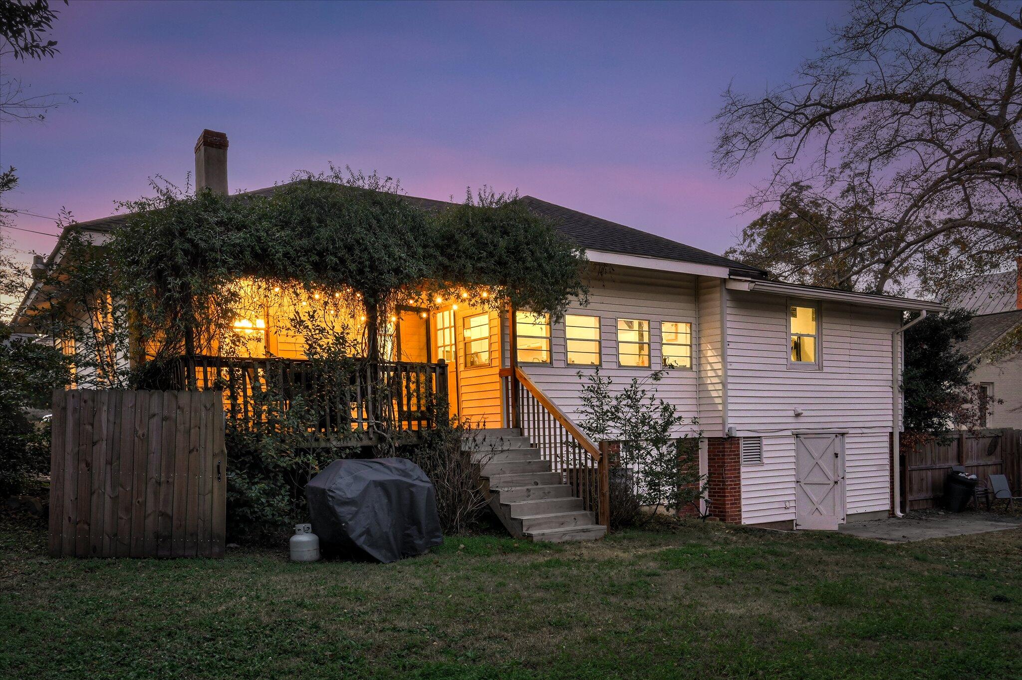1220 Hickman Road
