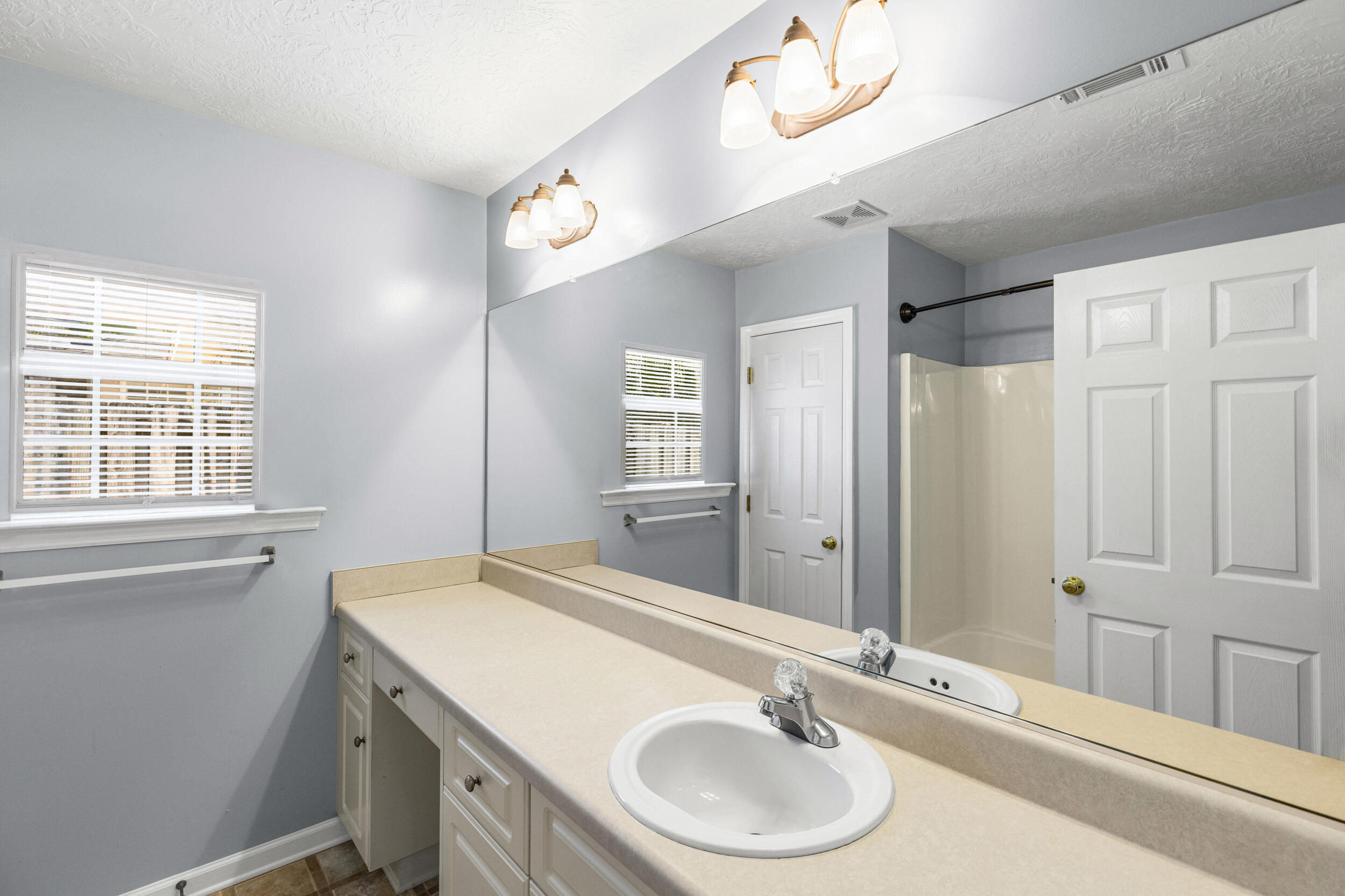 175 Cottonwood Court