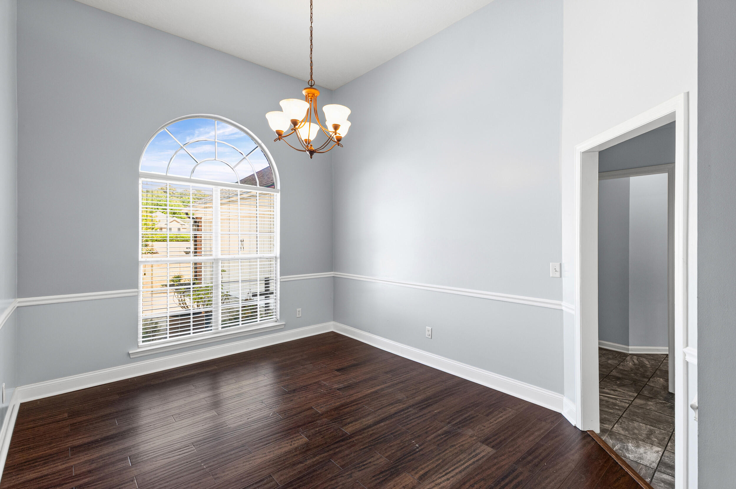 175 Cottonwood Court