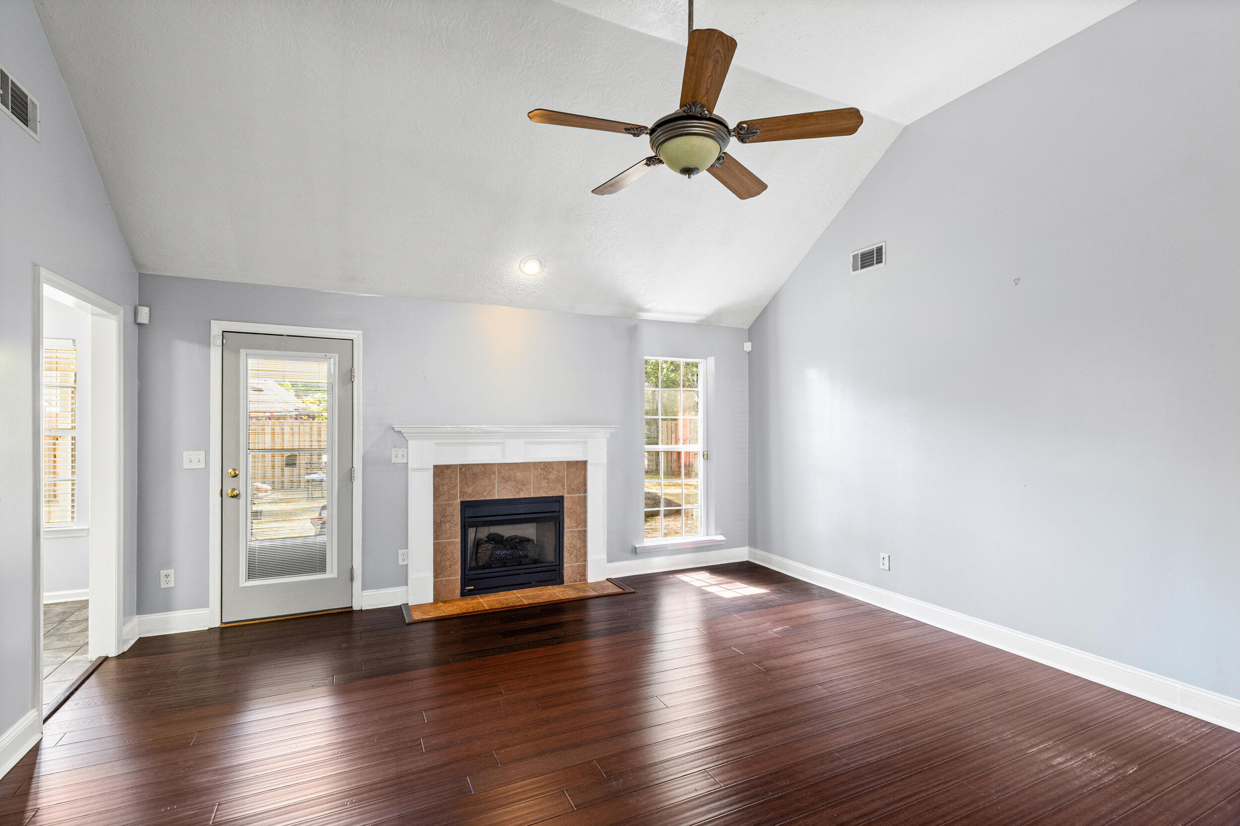 175 Cottonwood Court