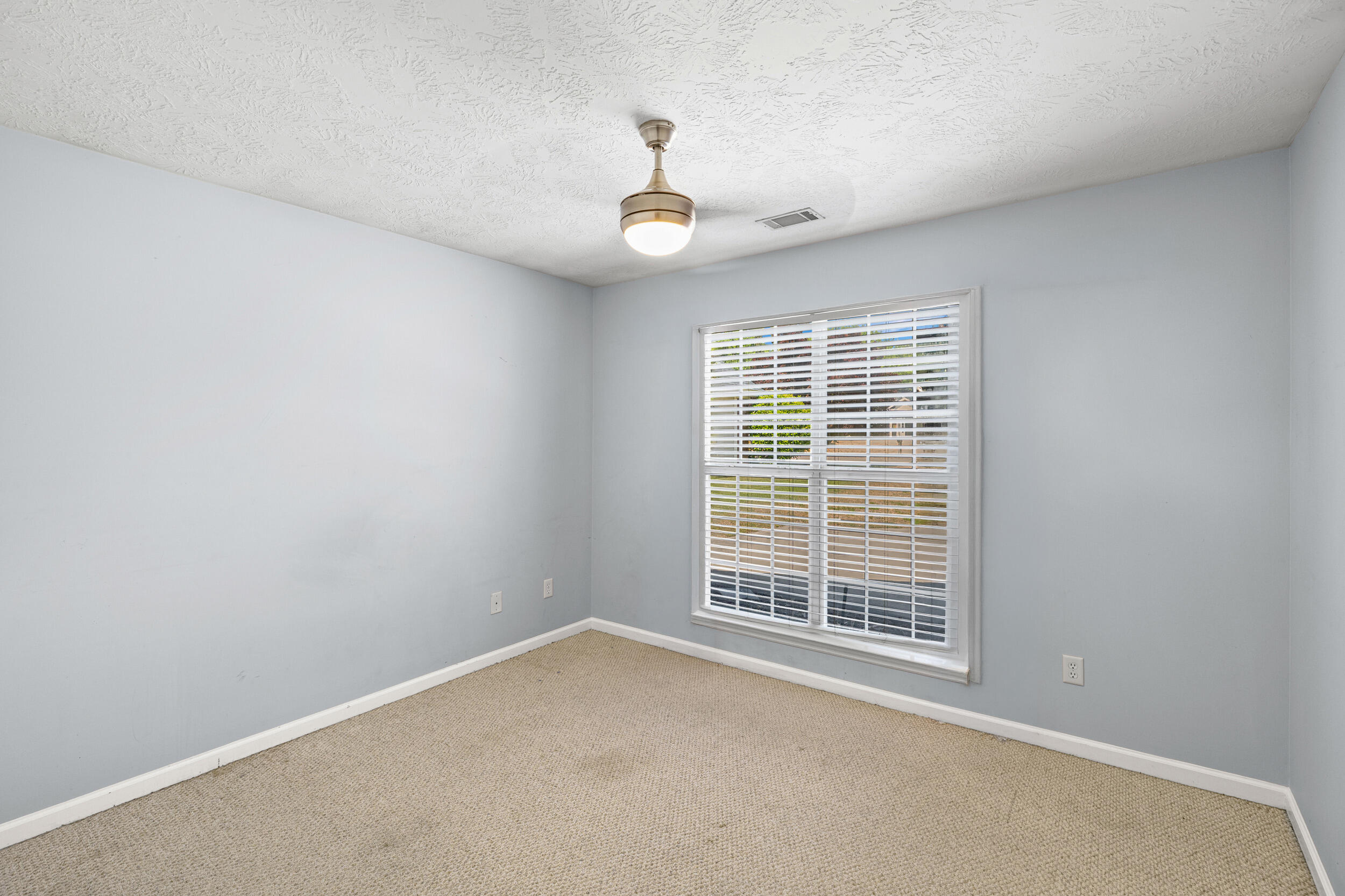 175 Cottonwood Court