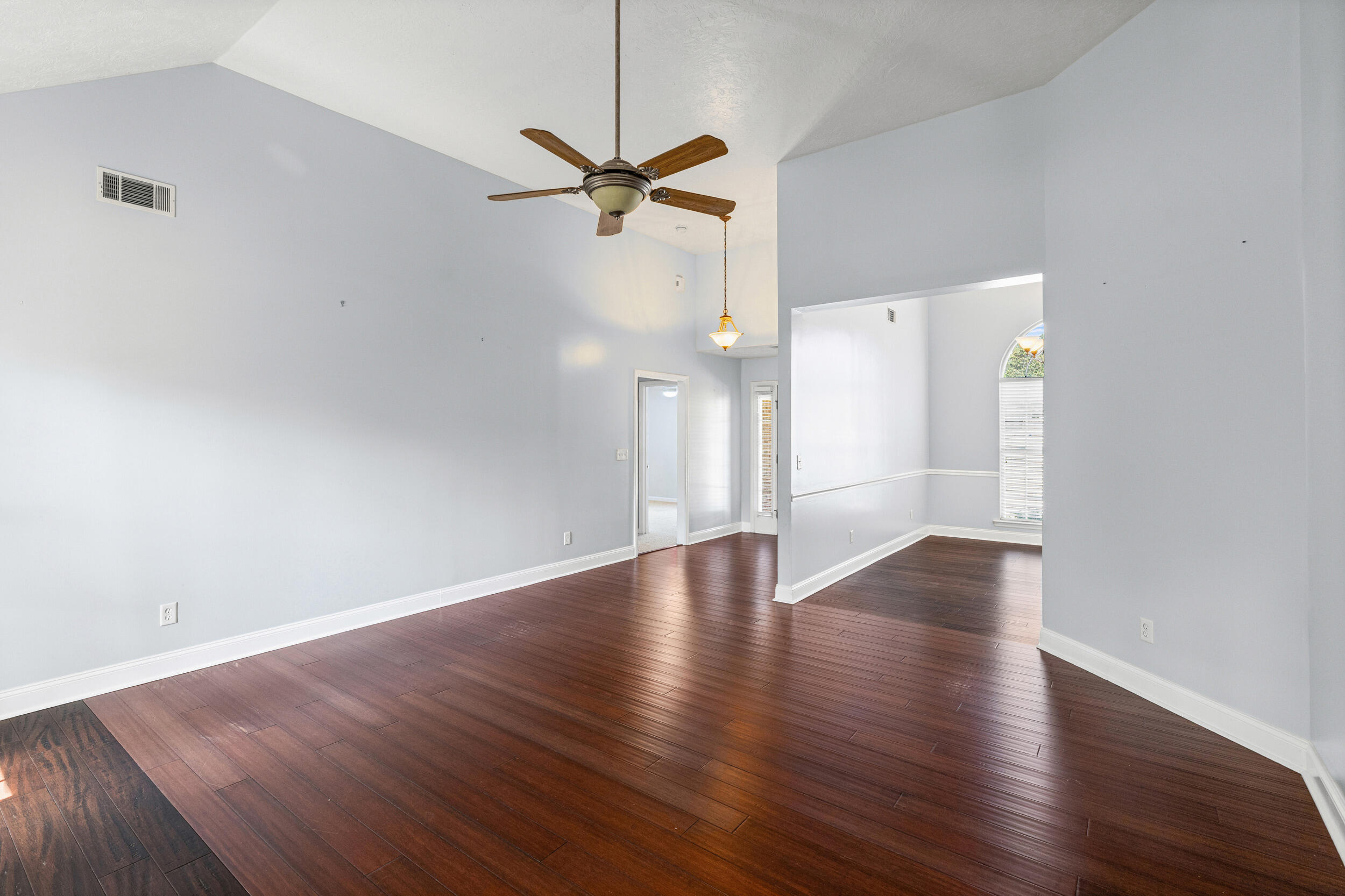 175 Cottonwood Court