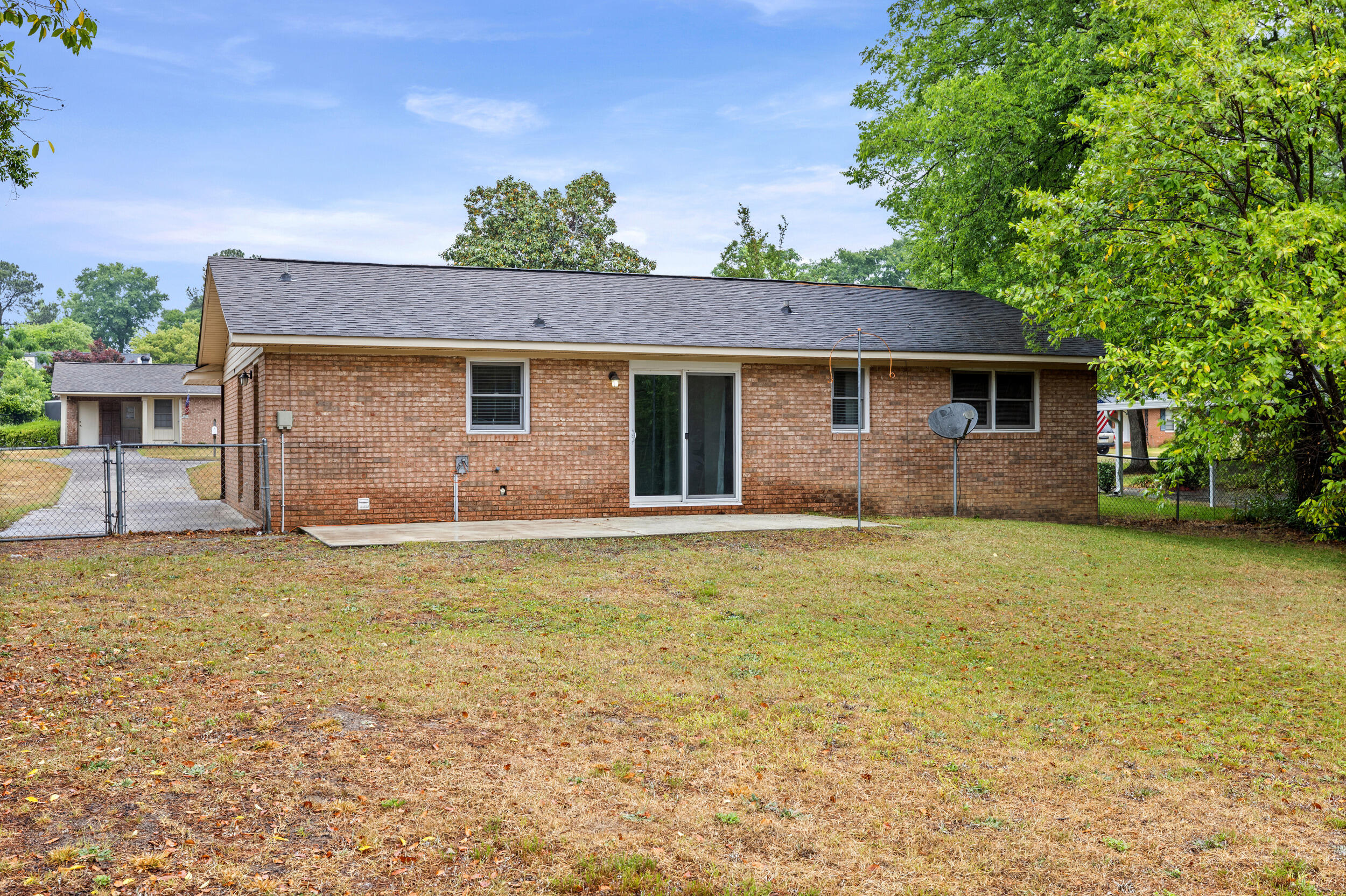 3322 Westcliffe Court