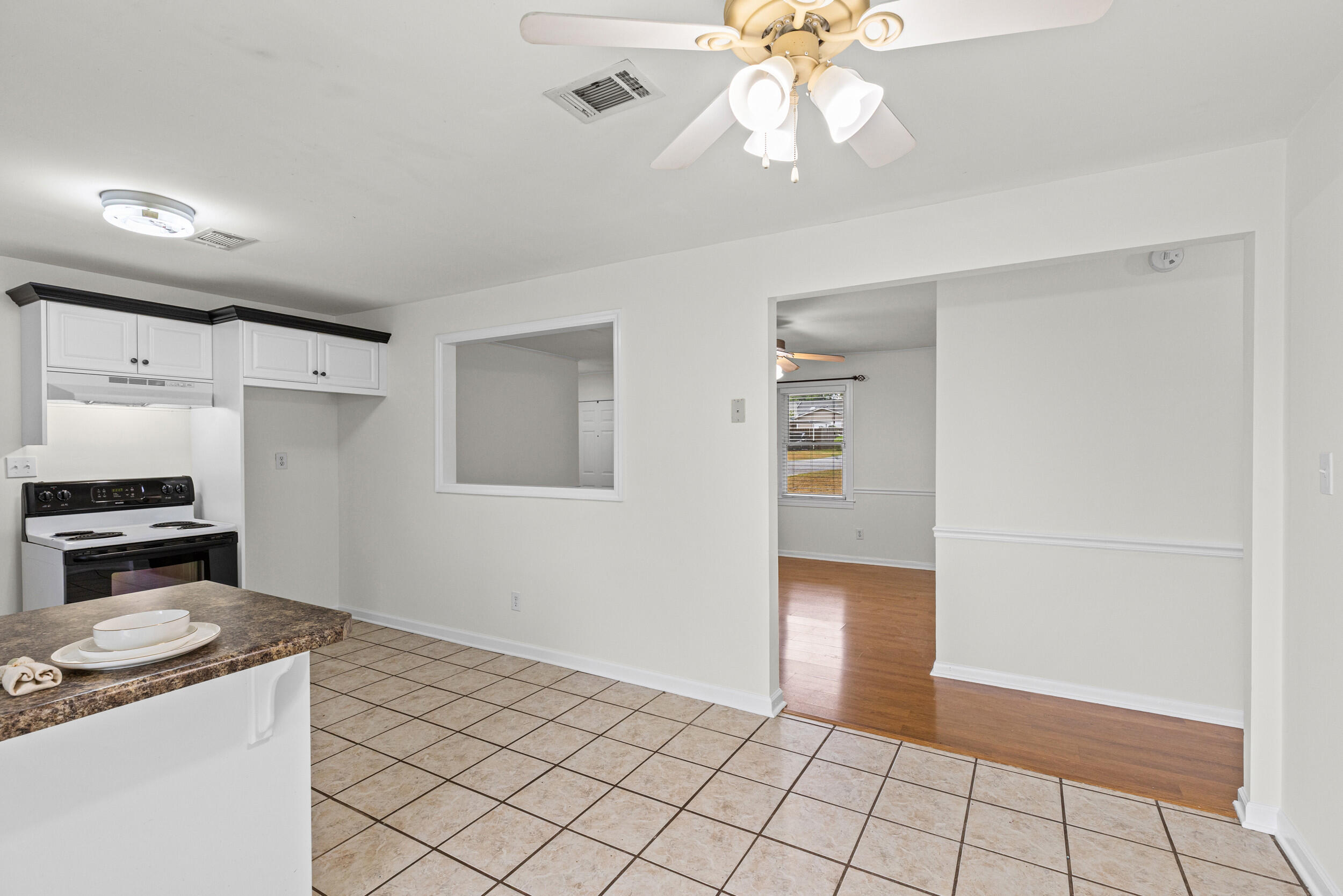 3322 Westcliffe Court