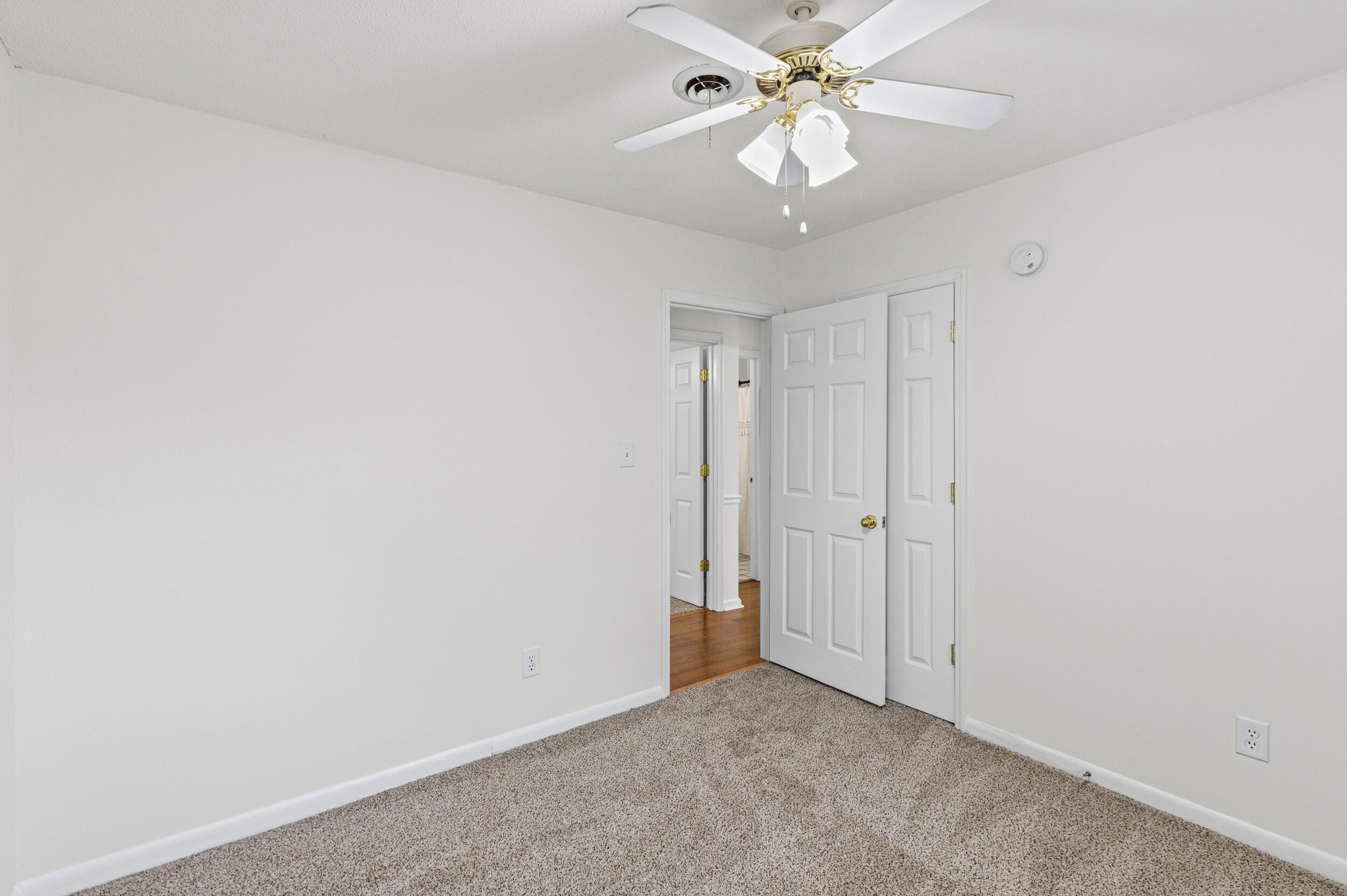 3322 Westcliffe Court