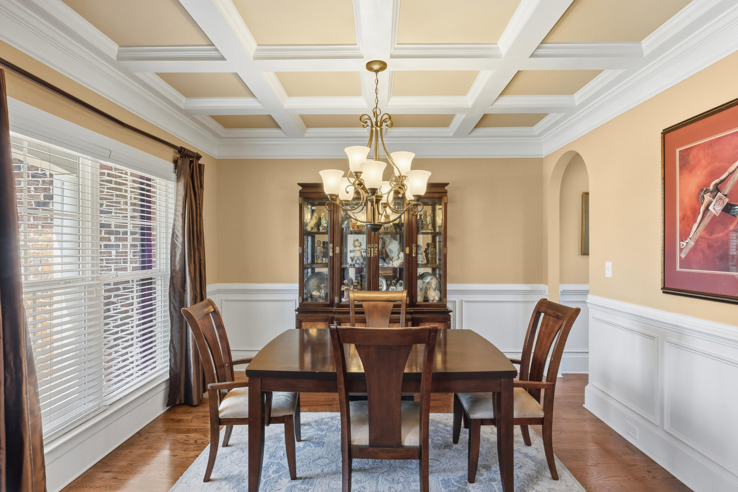 2512 Laurel Drive