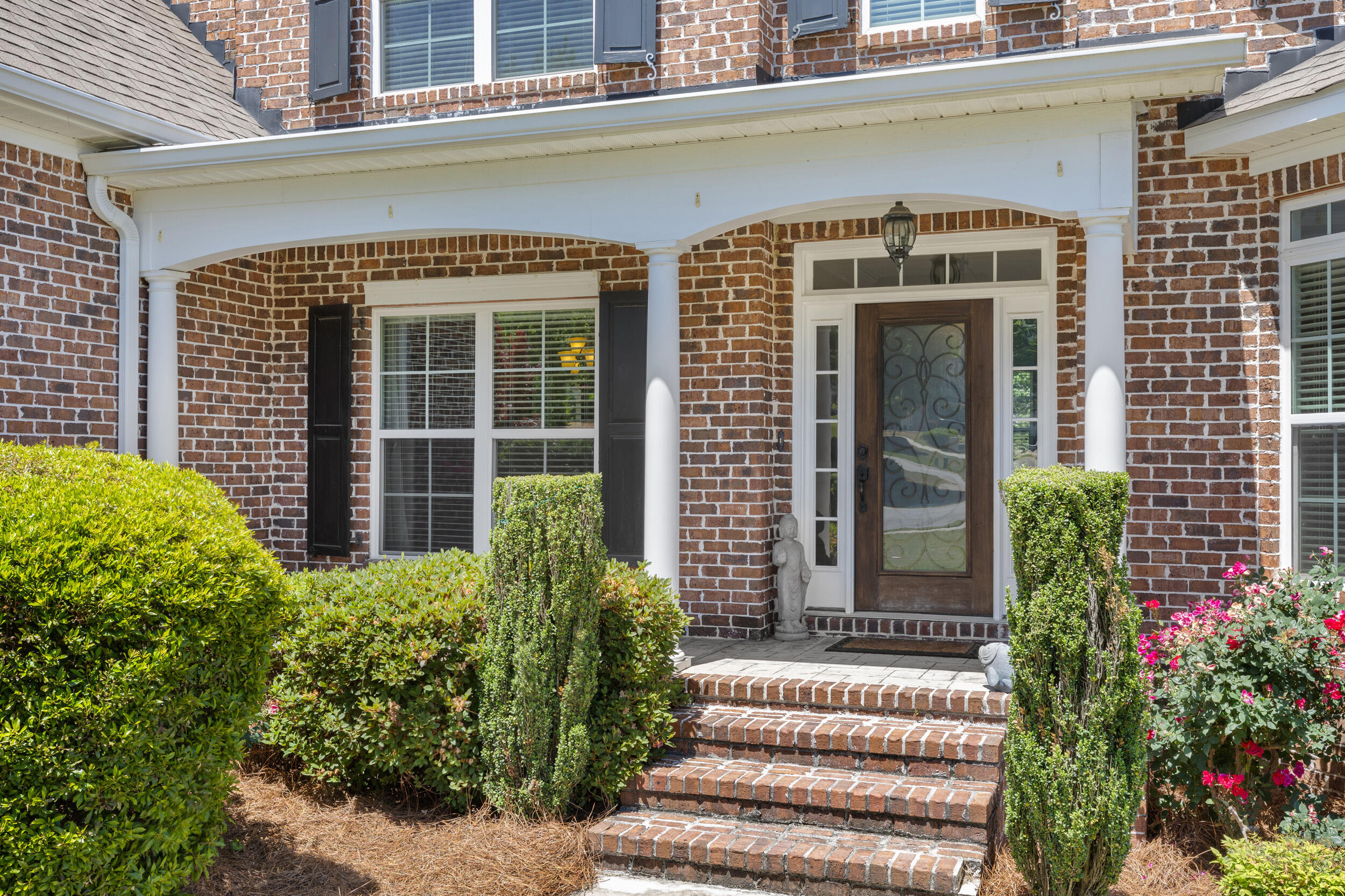 2512 Laurel Drive