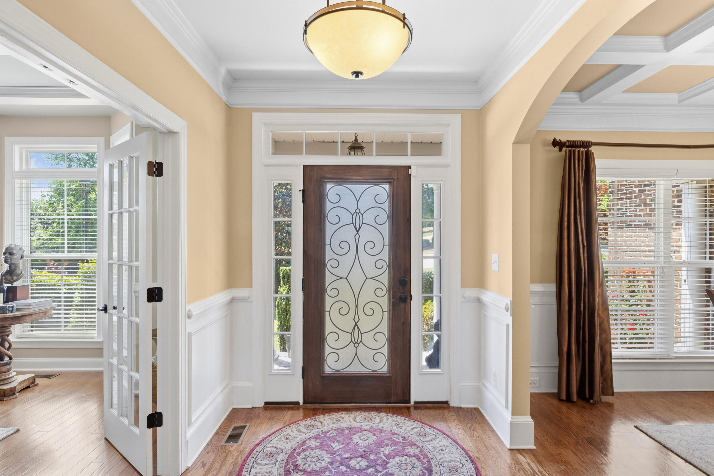 2512 Laurel Drive